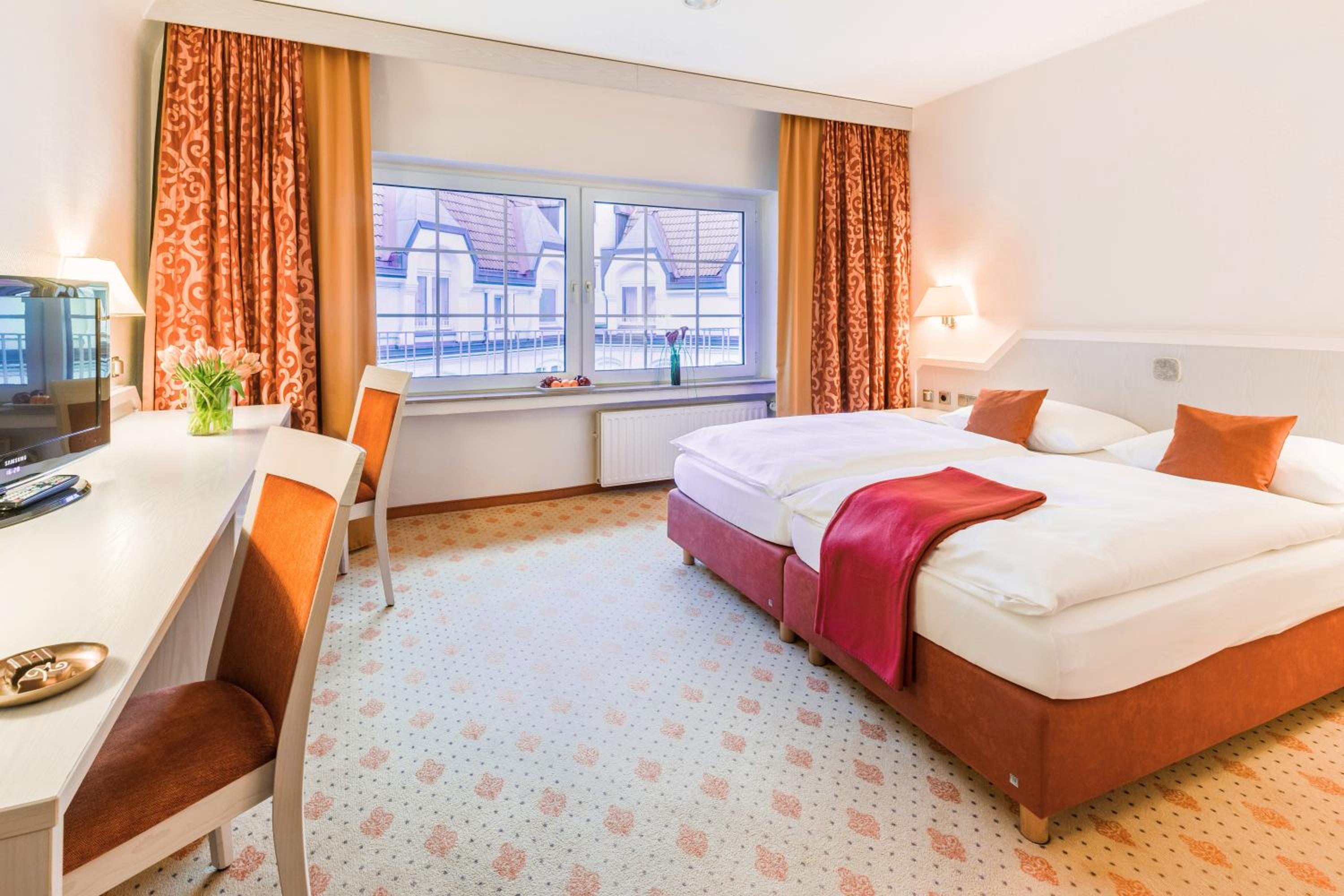 Double Room with Double bed - Photo 4