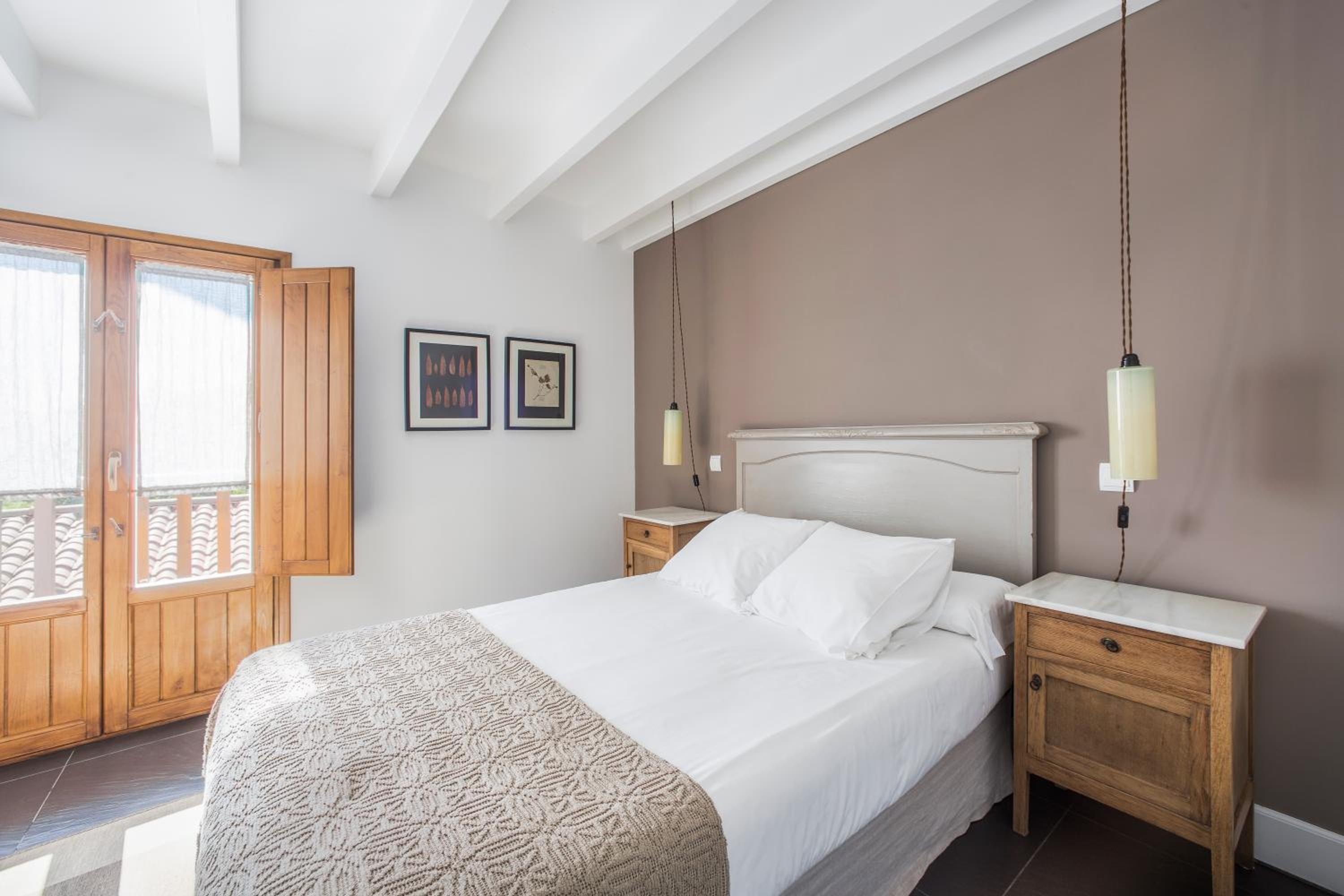 Economy Double Room with Balcony photo 2