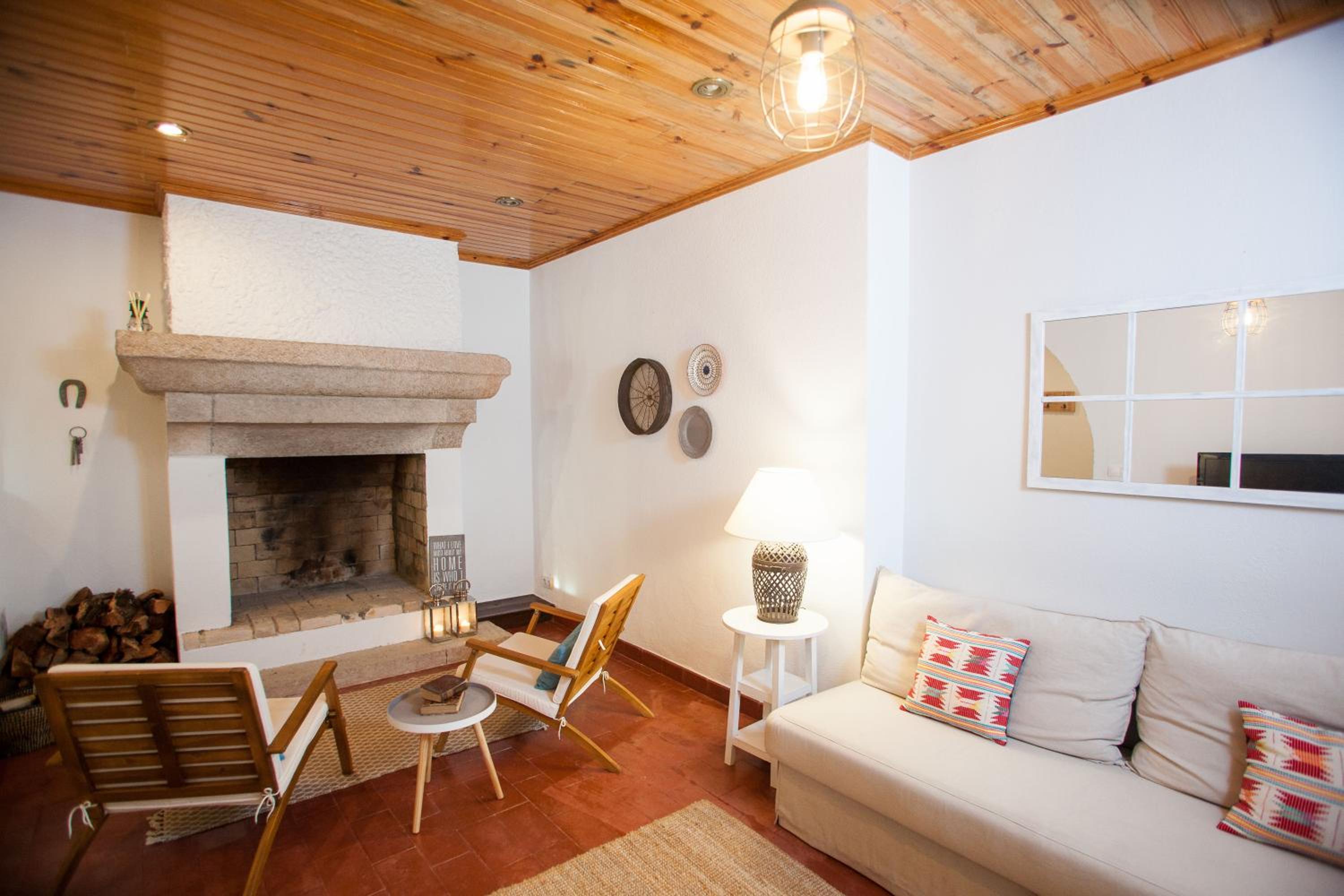 Two-Bedroom Holiday Home - Photo 18