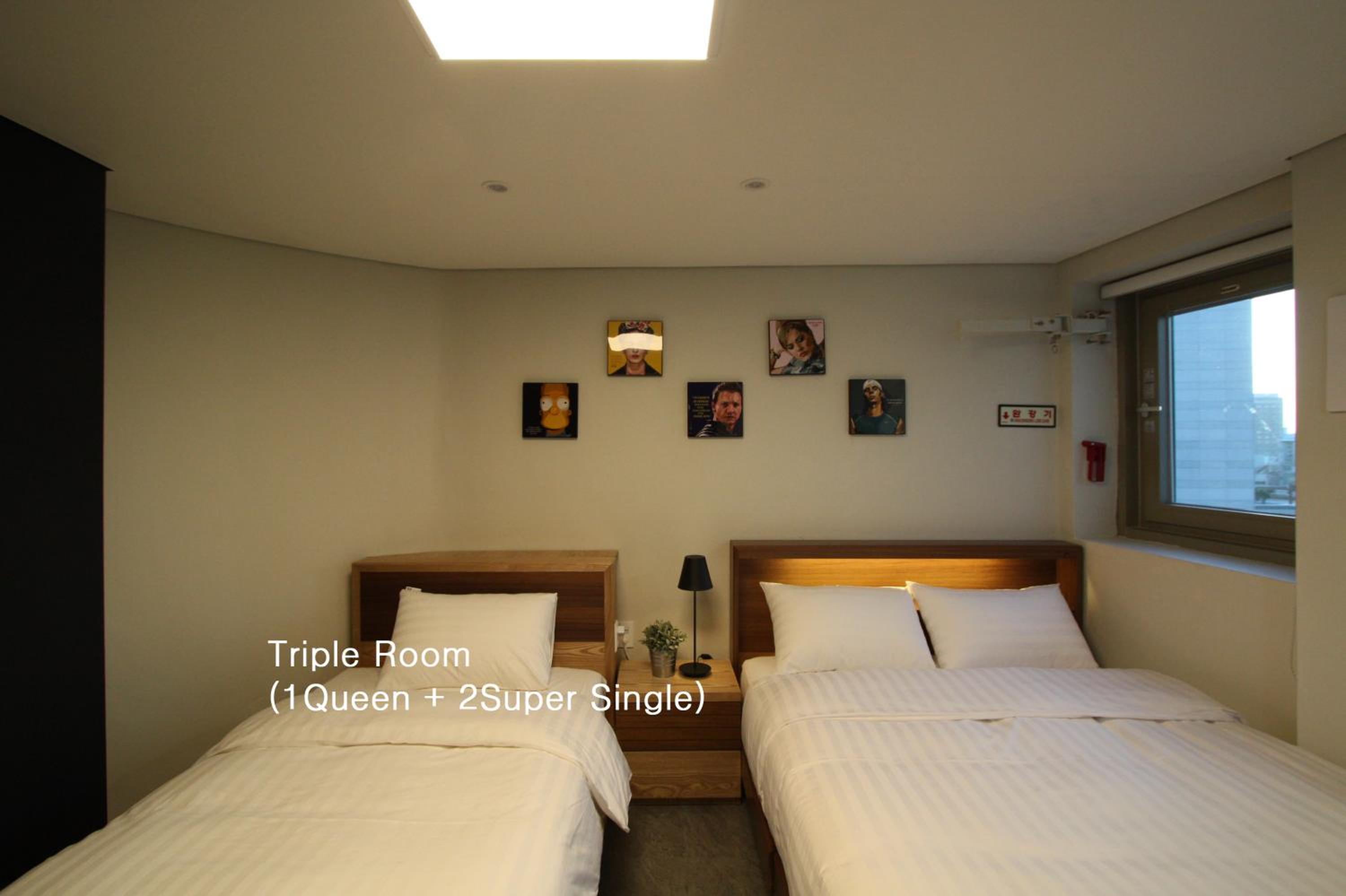 Triple Room