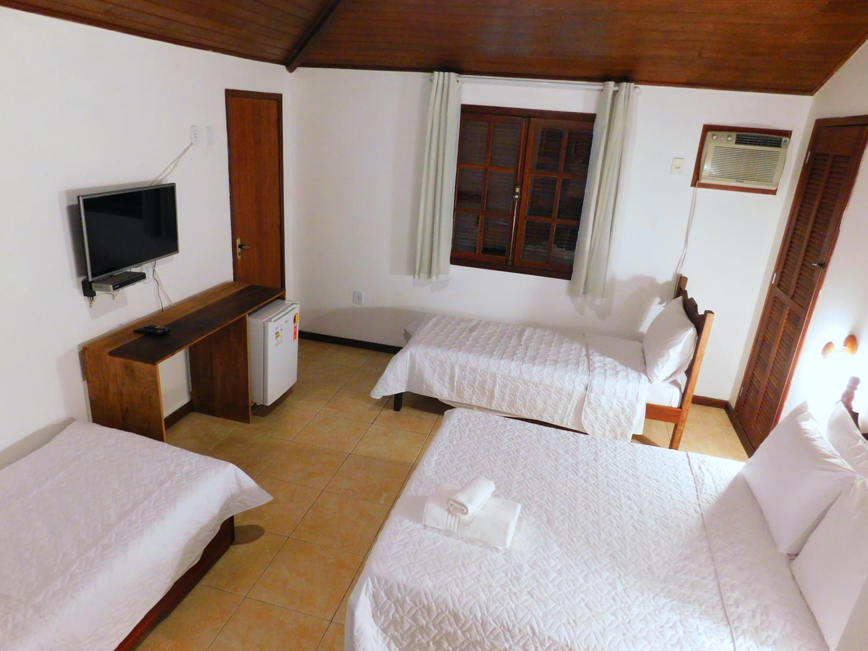 Superior Quadruple Room - Photo 1