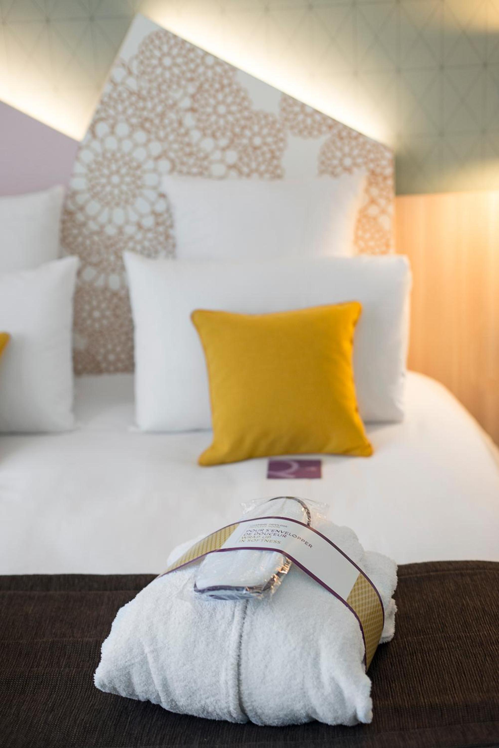 Standard One Double Bed - Photo 6