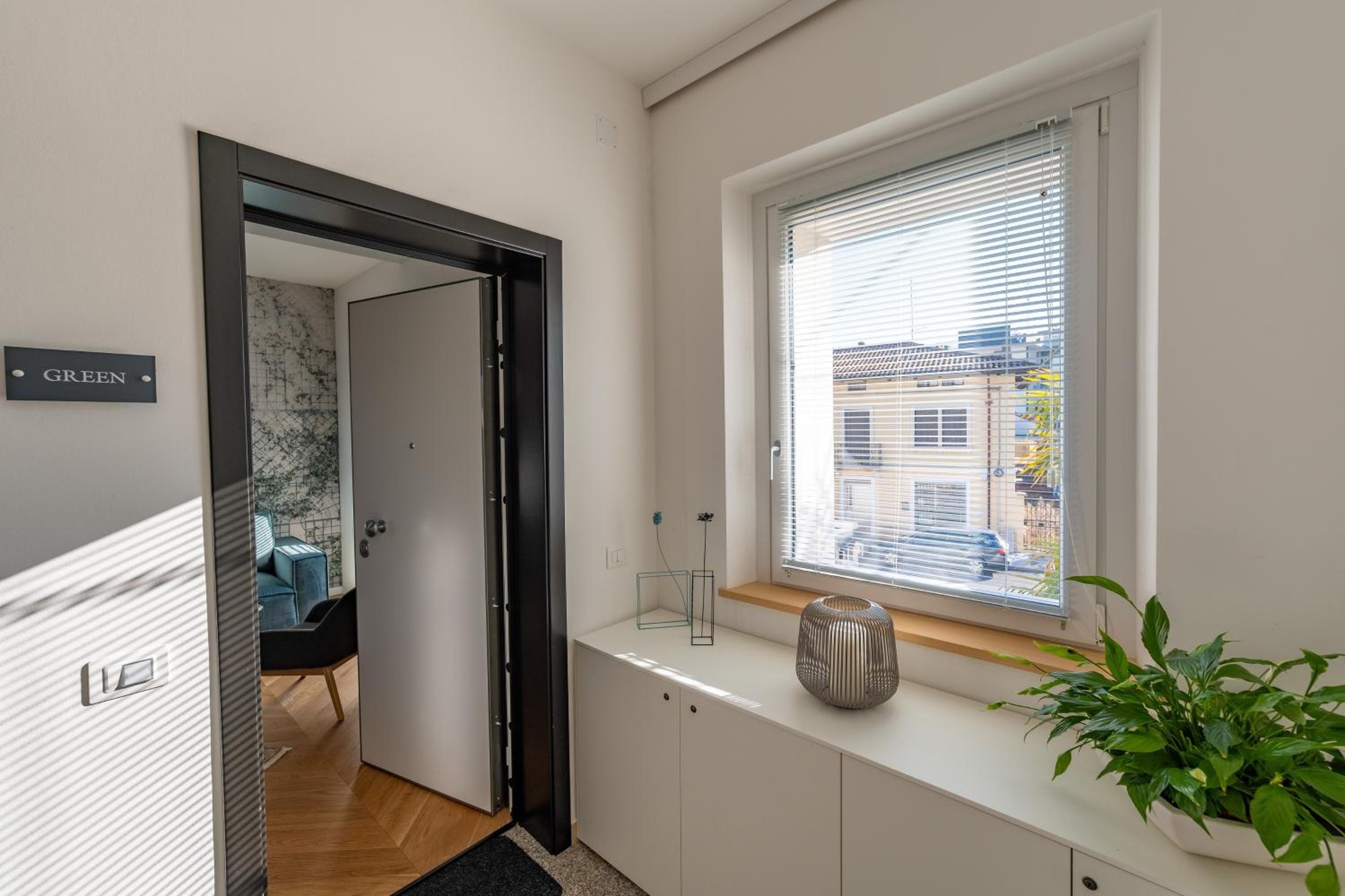 One-Bedroom Apartment with Terrace photo 2