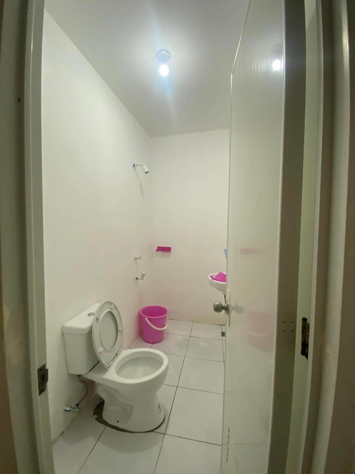 Budget Twin Room photo 3