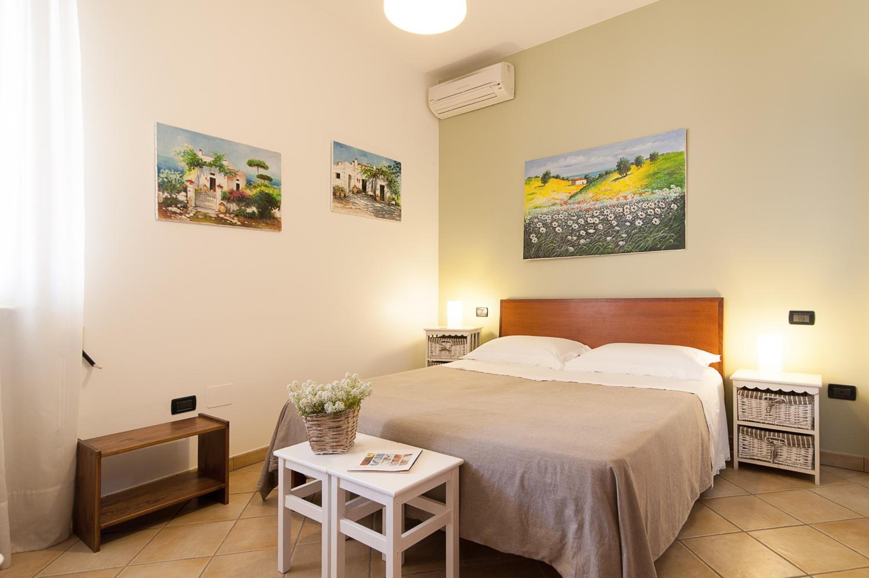 Standard Double Room photo 3