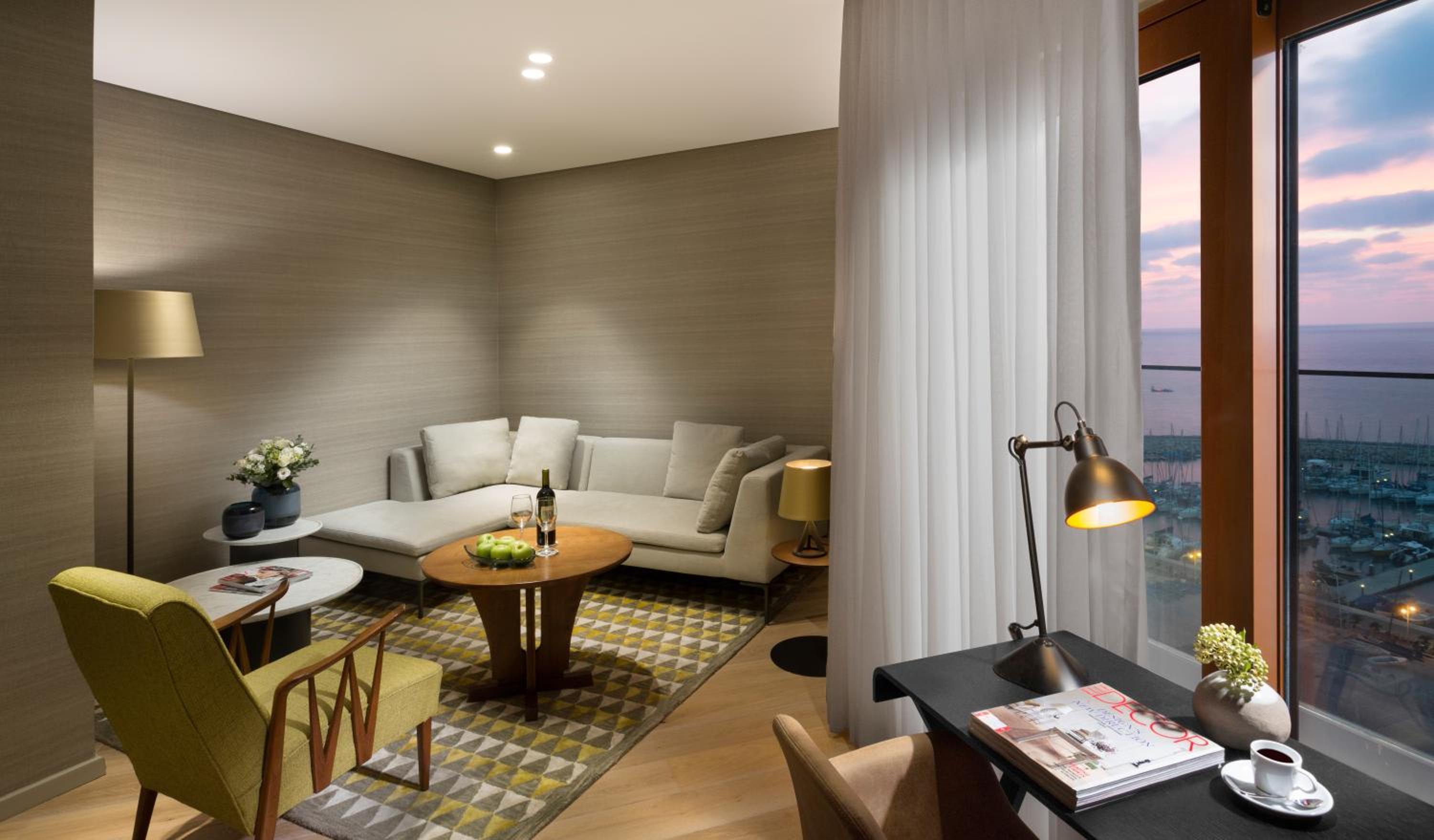 Two-Bedroom Suite with Sea View - Photo 2