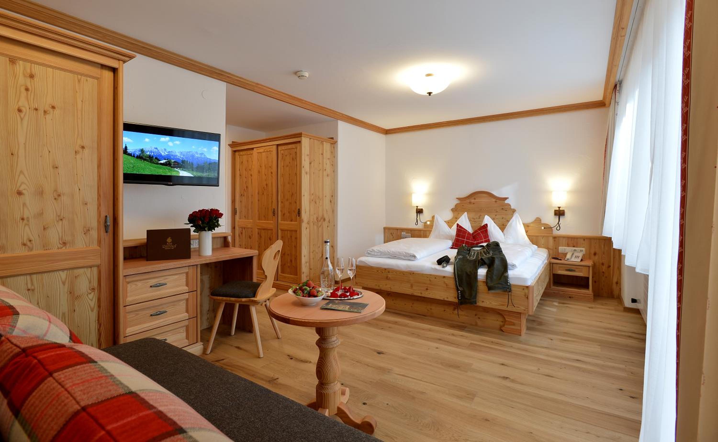 Large Double Room - Photo 2