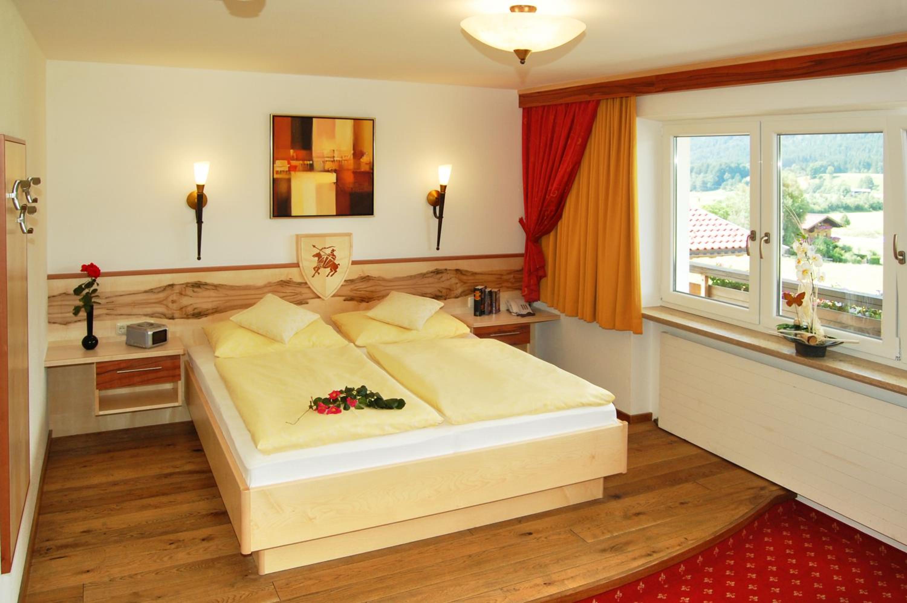 Large Double Room photo 2