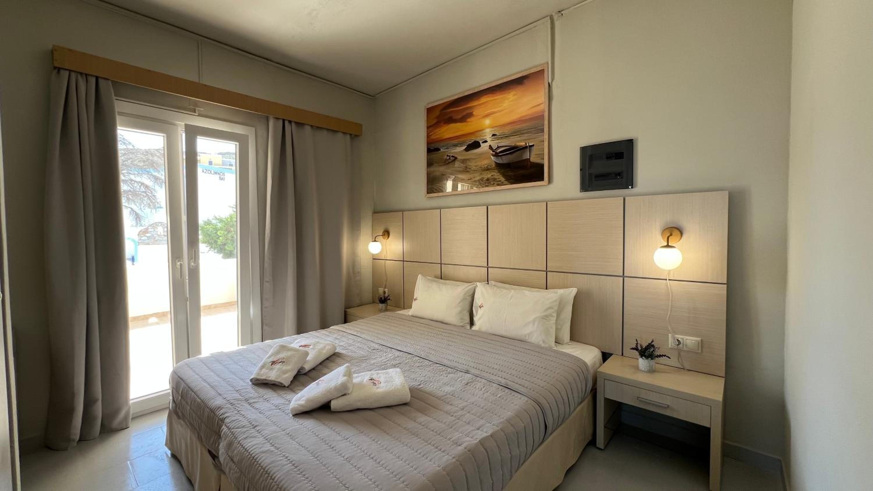 Apartment with View and Balcony photo 1