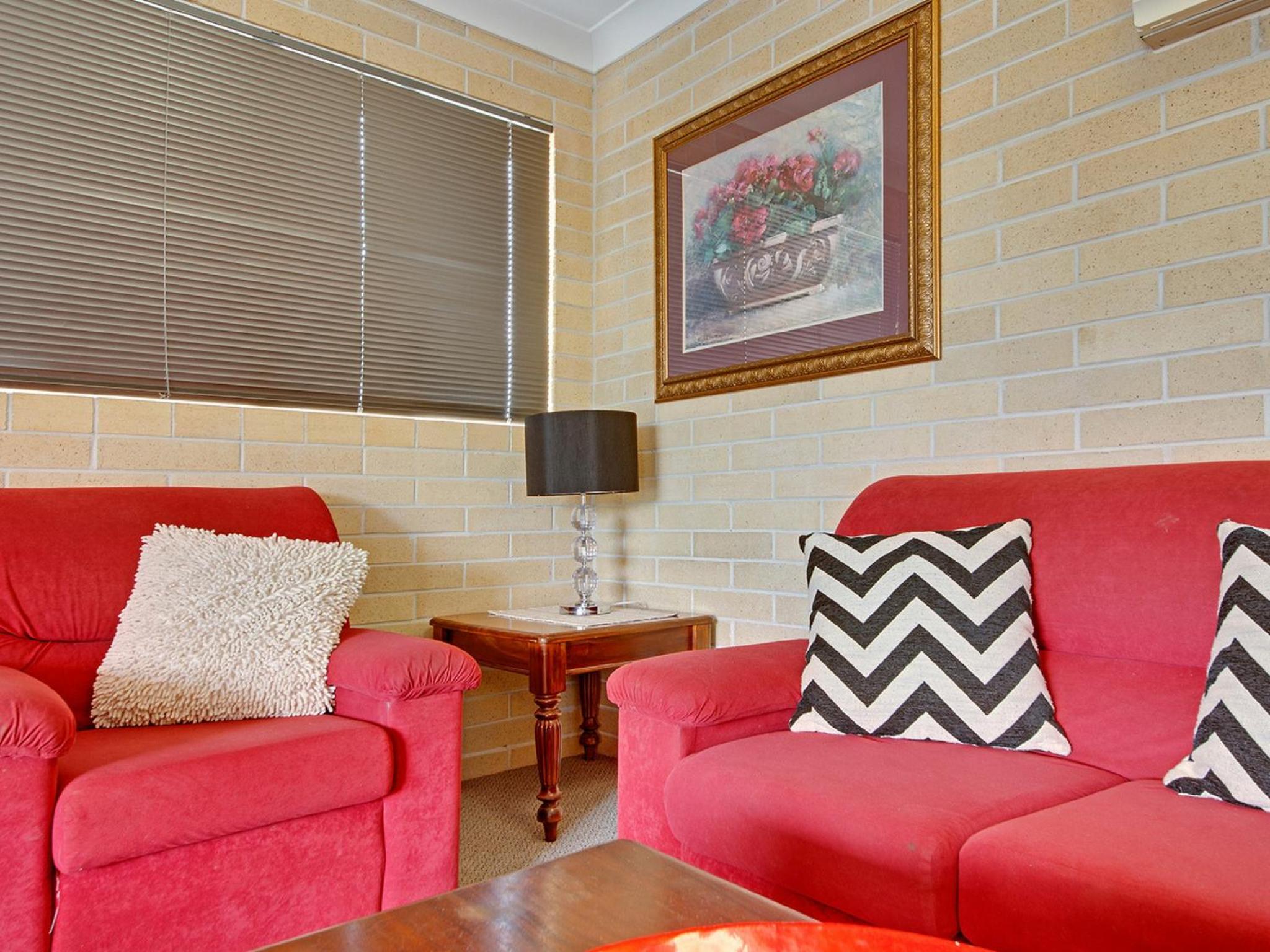 Apartment with Balcony photo 1