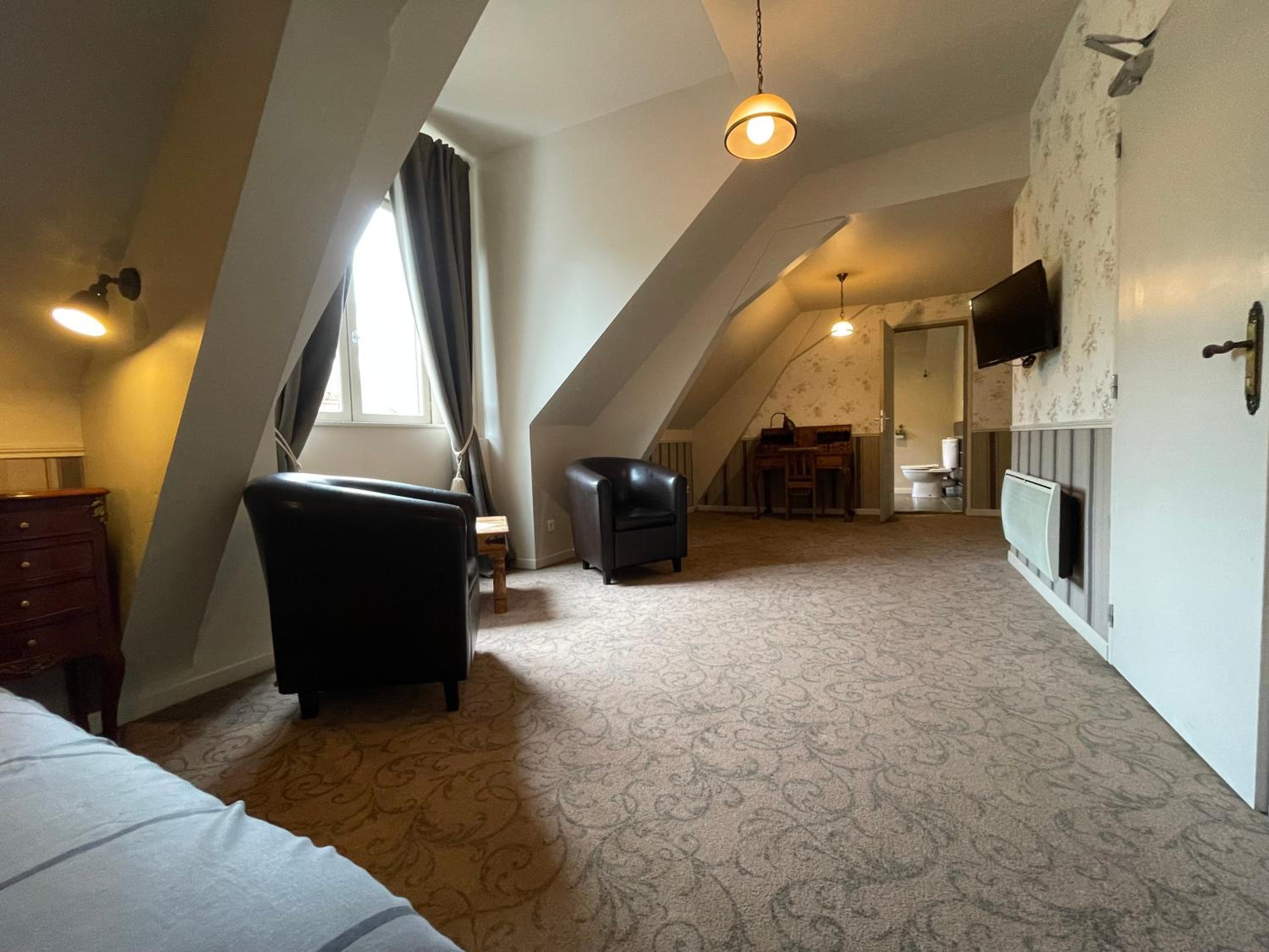 Double Room with Balcony photo 2