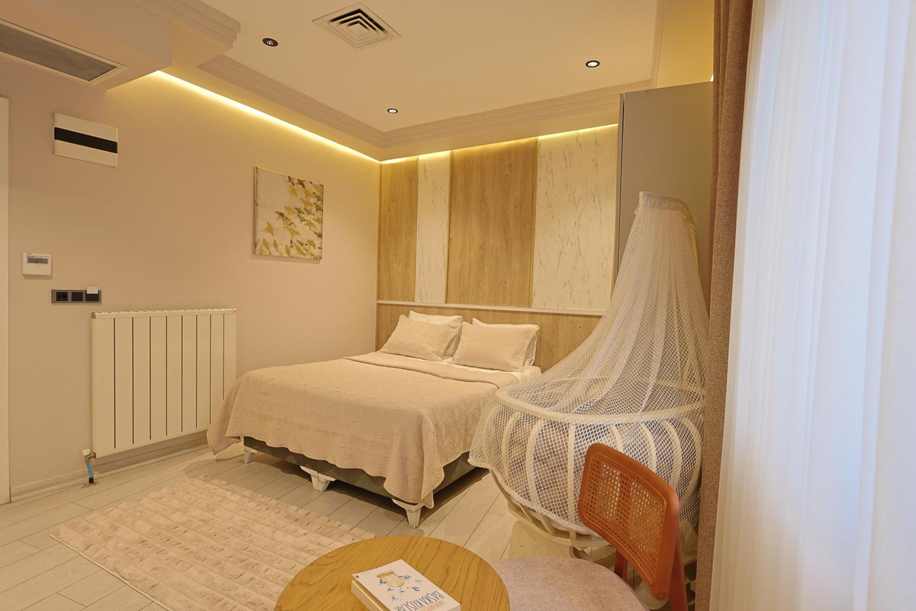 Queen Room - Photo 25