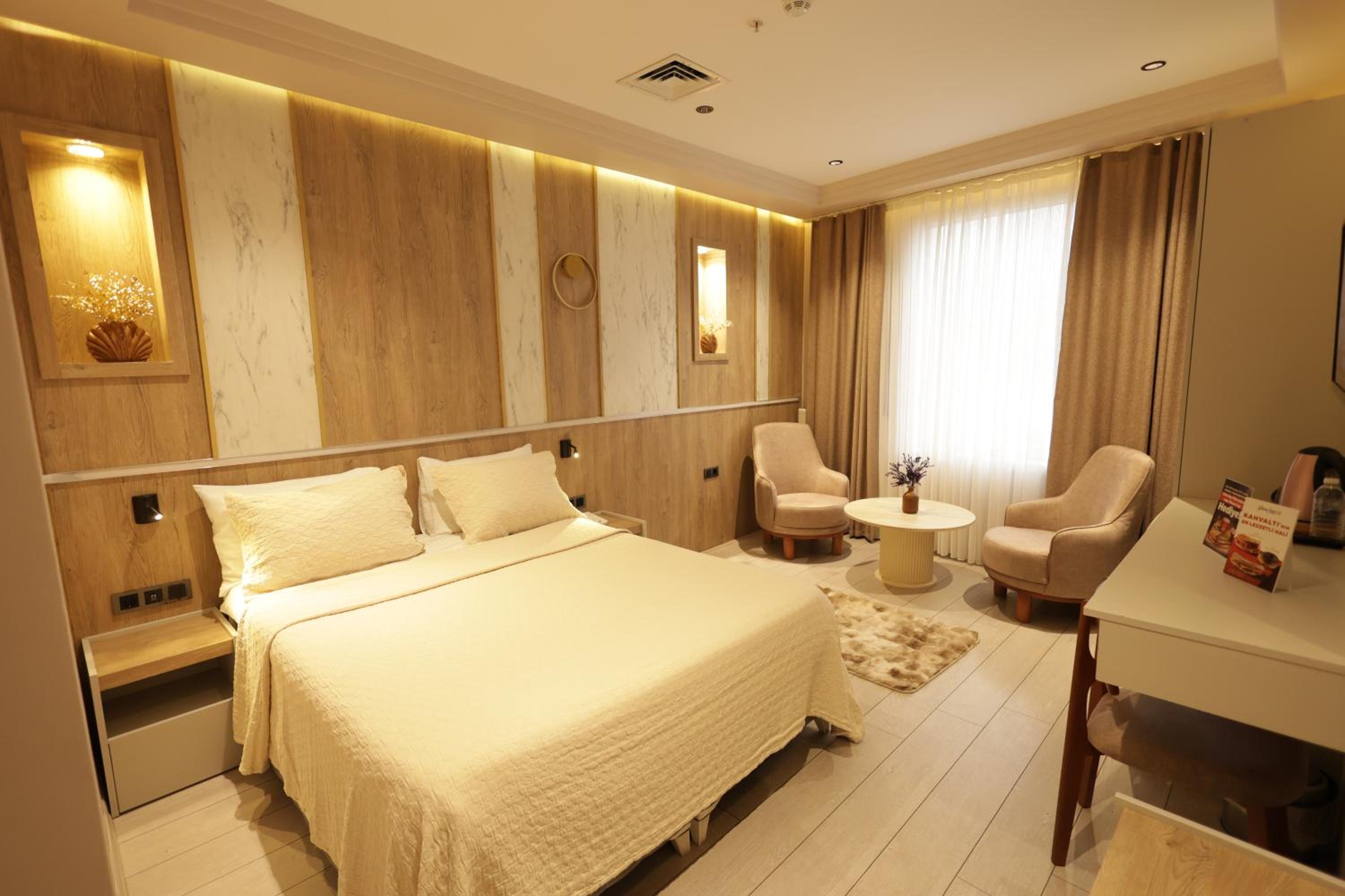 Superior Double Room photo 2