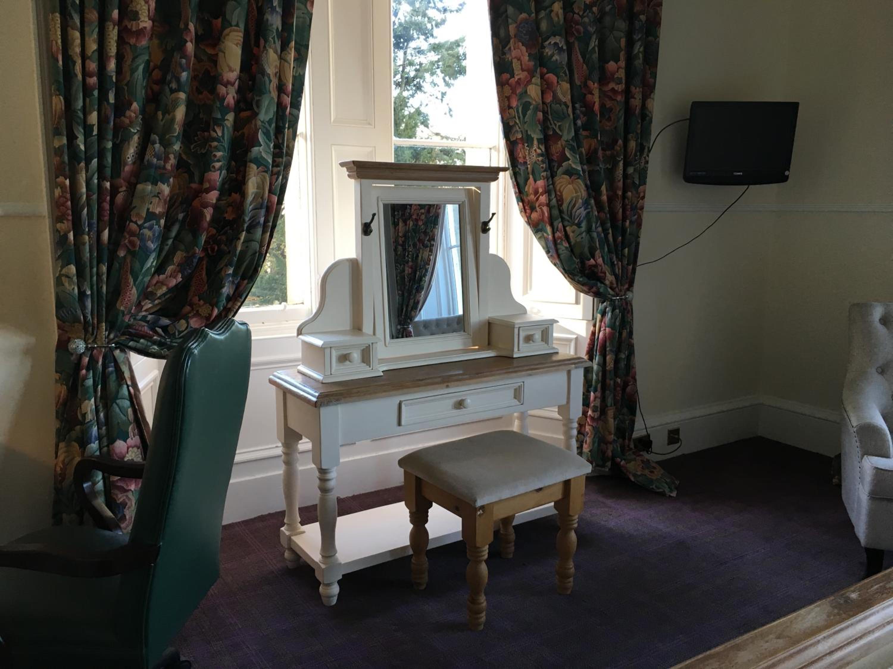 Superior King Room - Photo 5