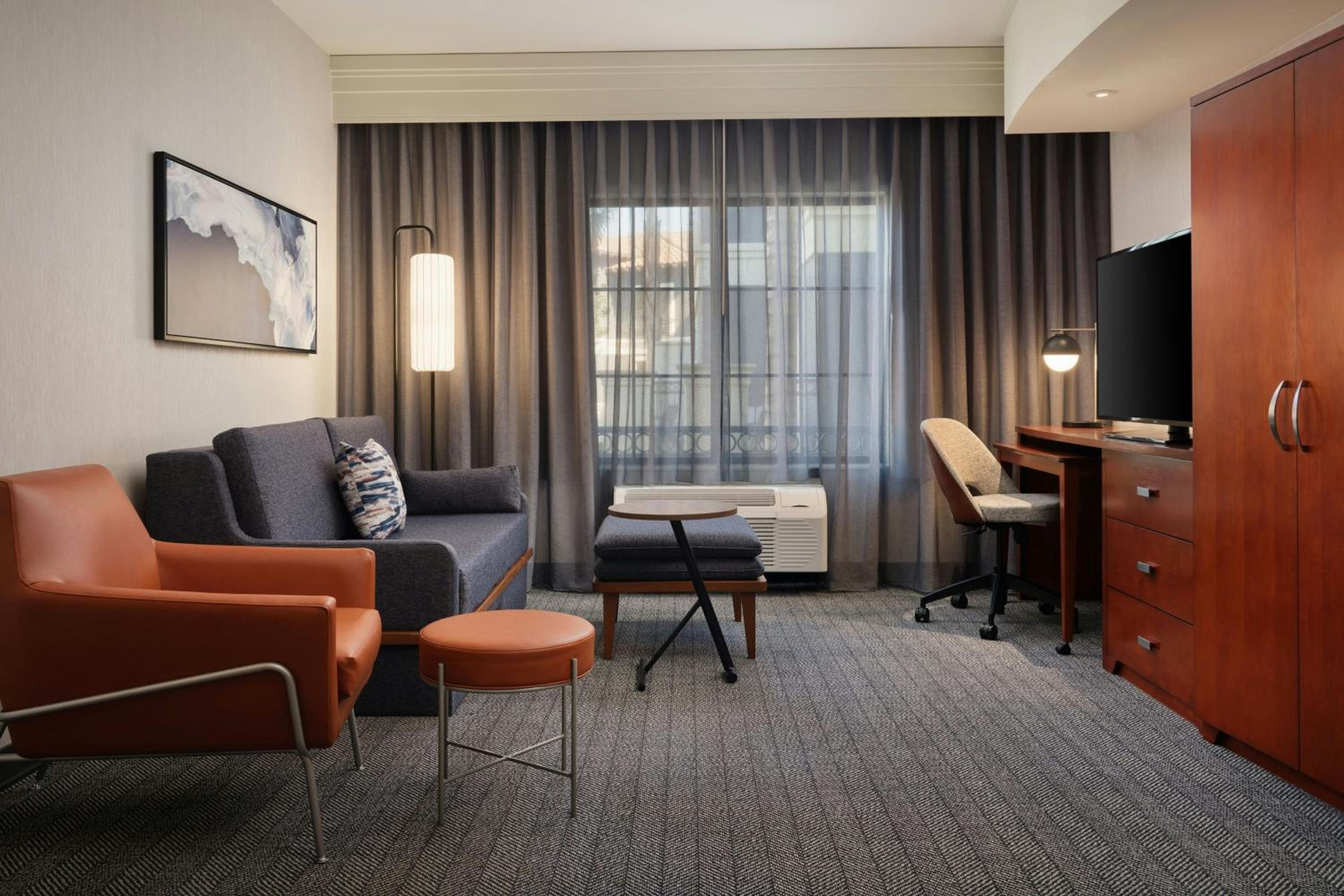 One-Bedroom Queen Suite with Two Queen Beds and Sofa Bed - Photo 1
