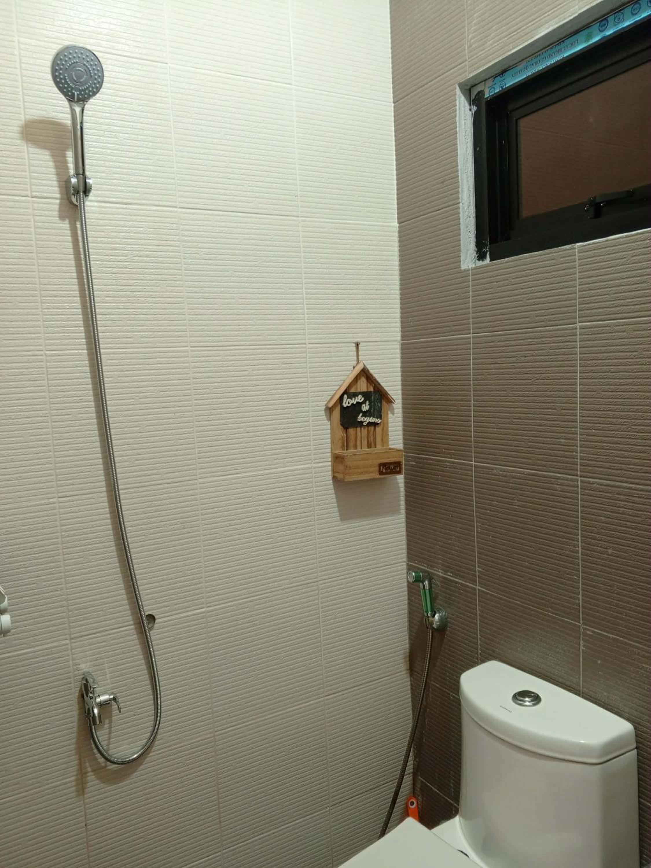 Basic Triple Room photo 1