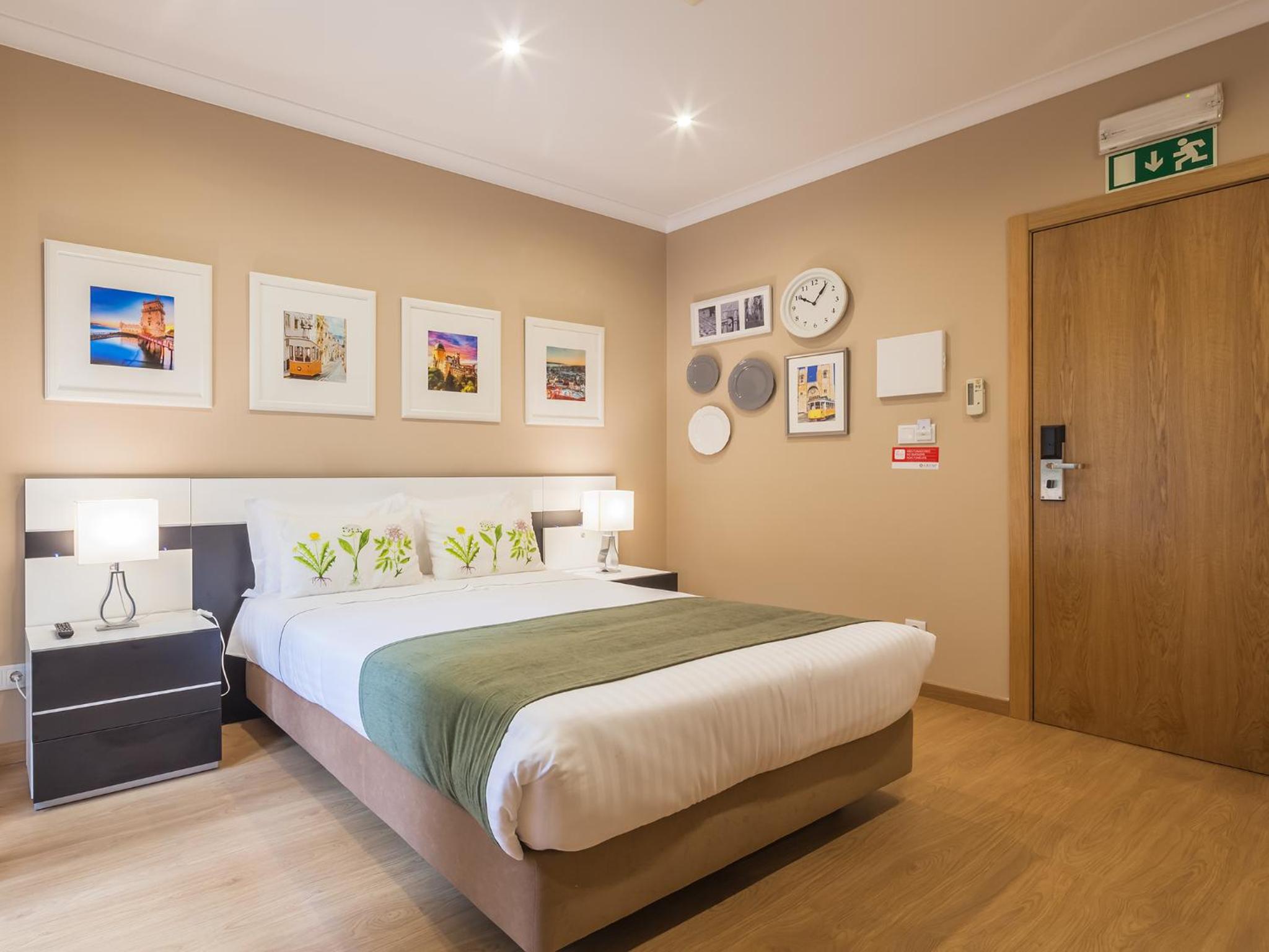 Superior Double Room - Photo 10