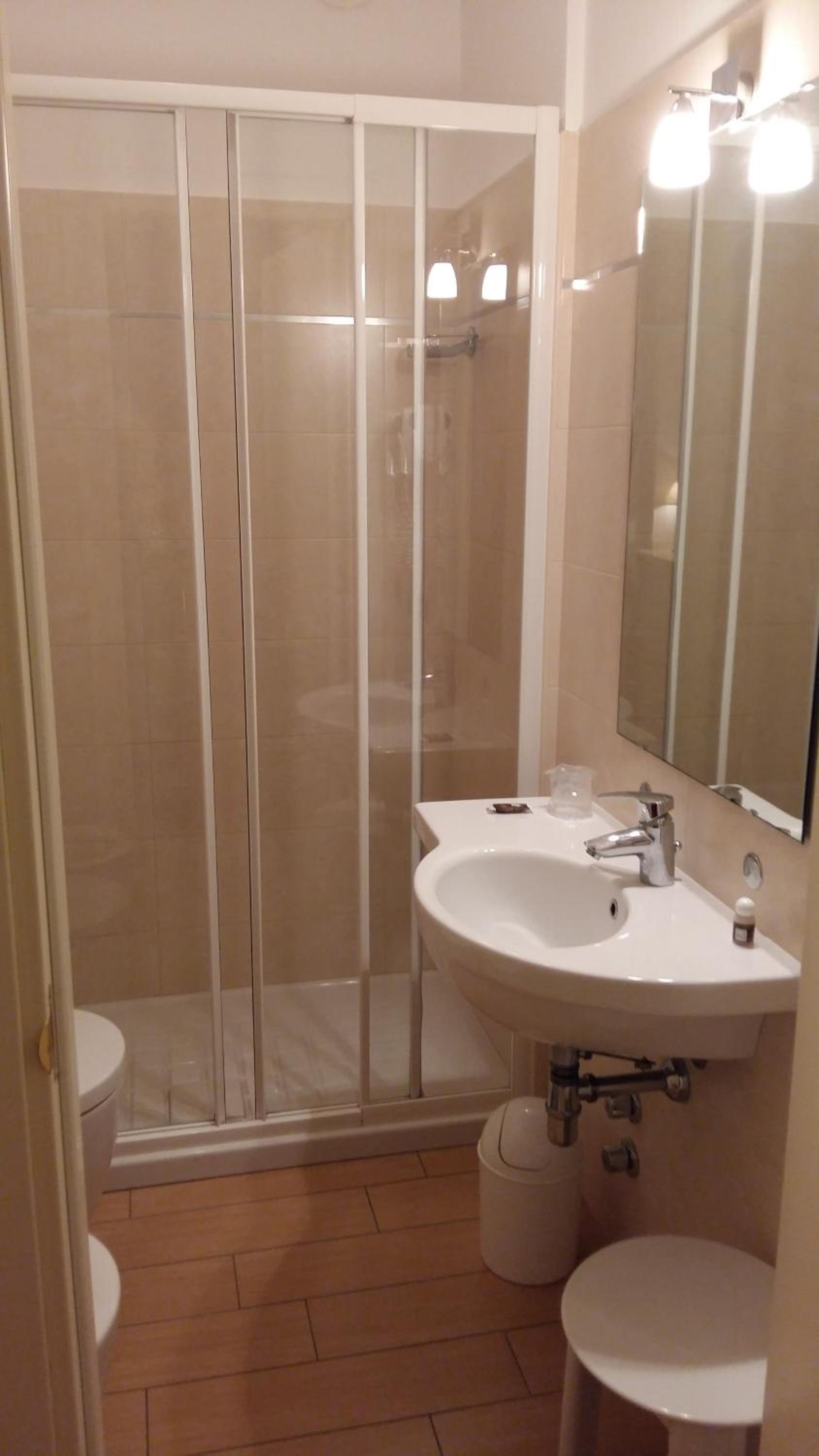 Double or Twin Room photo 2