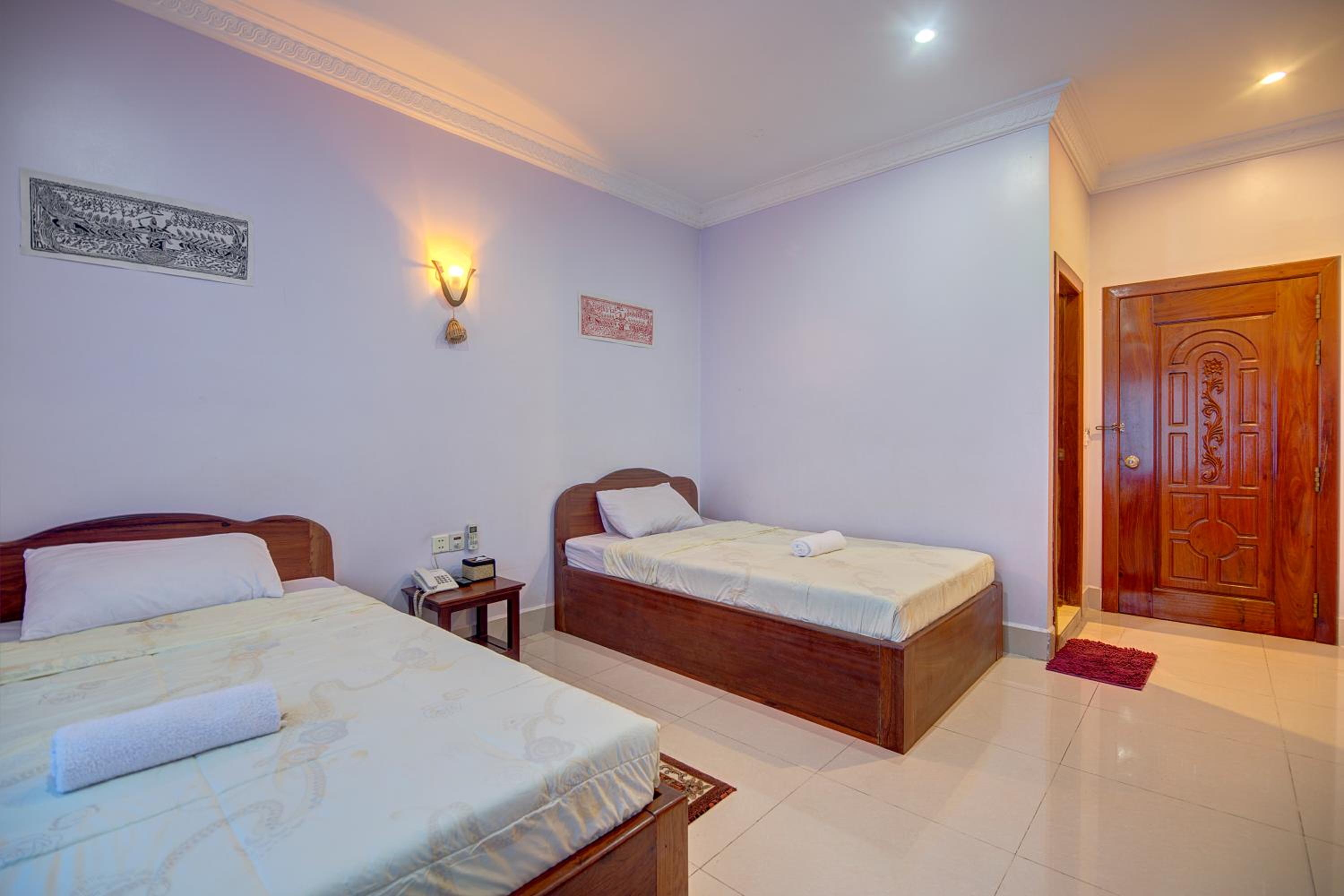 Standard Twin Room - Photo 7