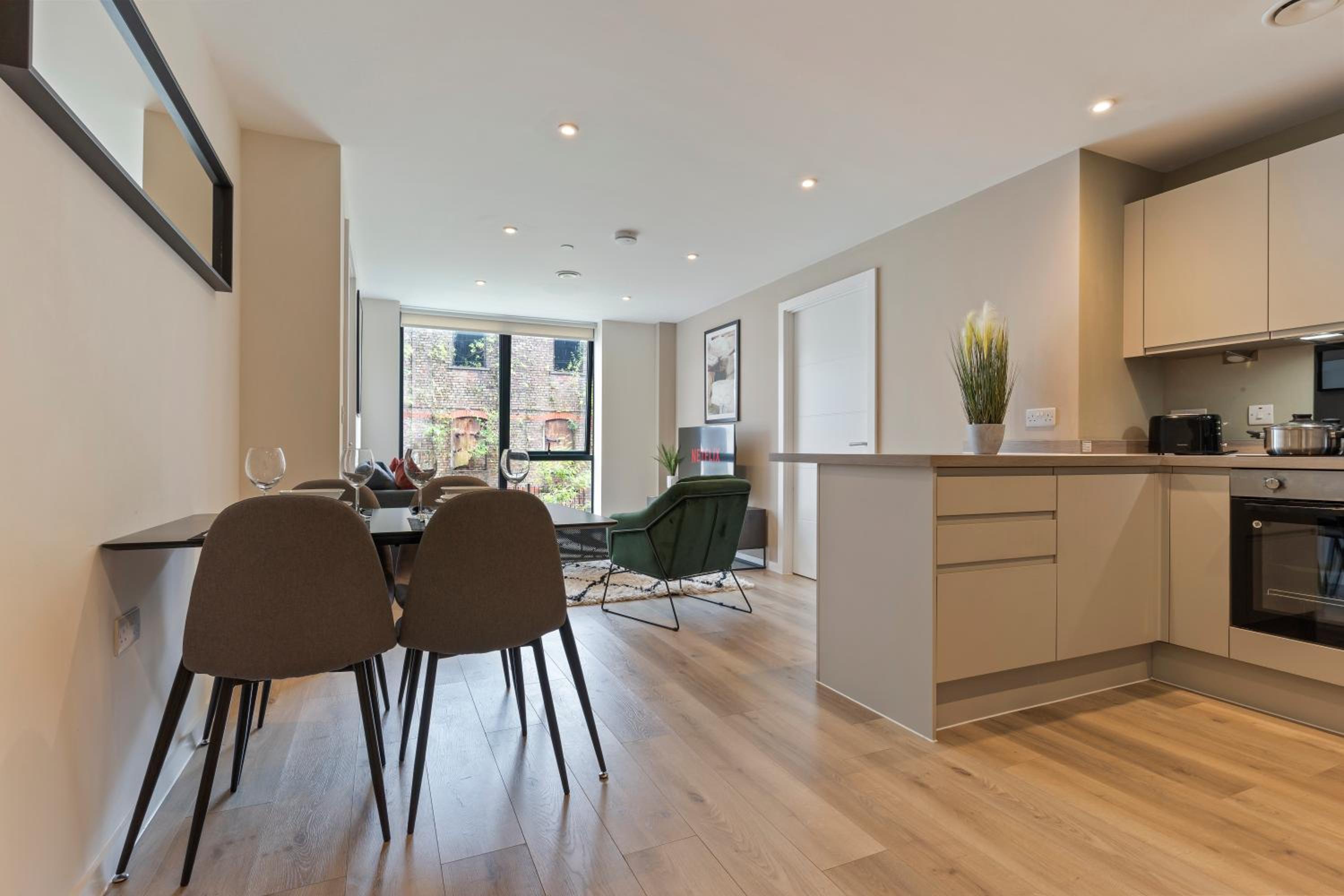 Two-Bedroom Deluxe Apartment