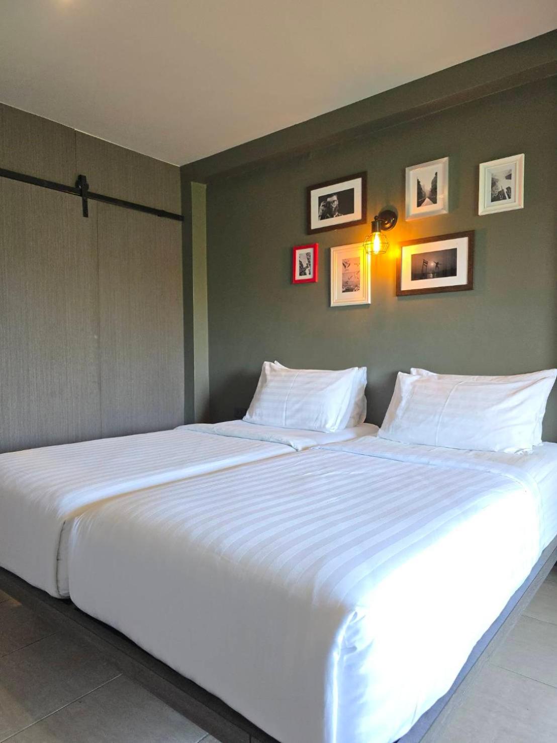 Twin Room with Private Bathroom