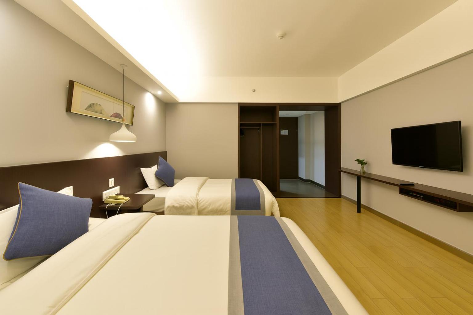 Budget Twin Room photo 1