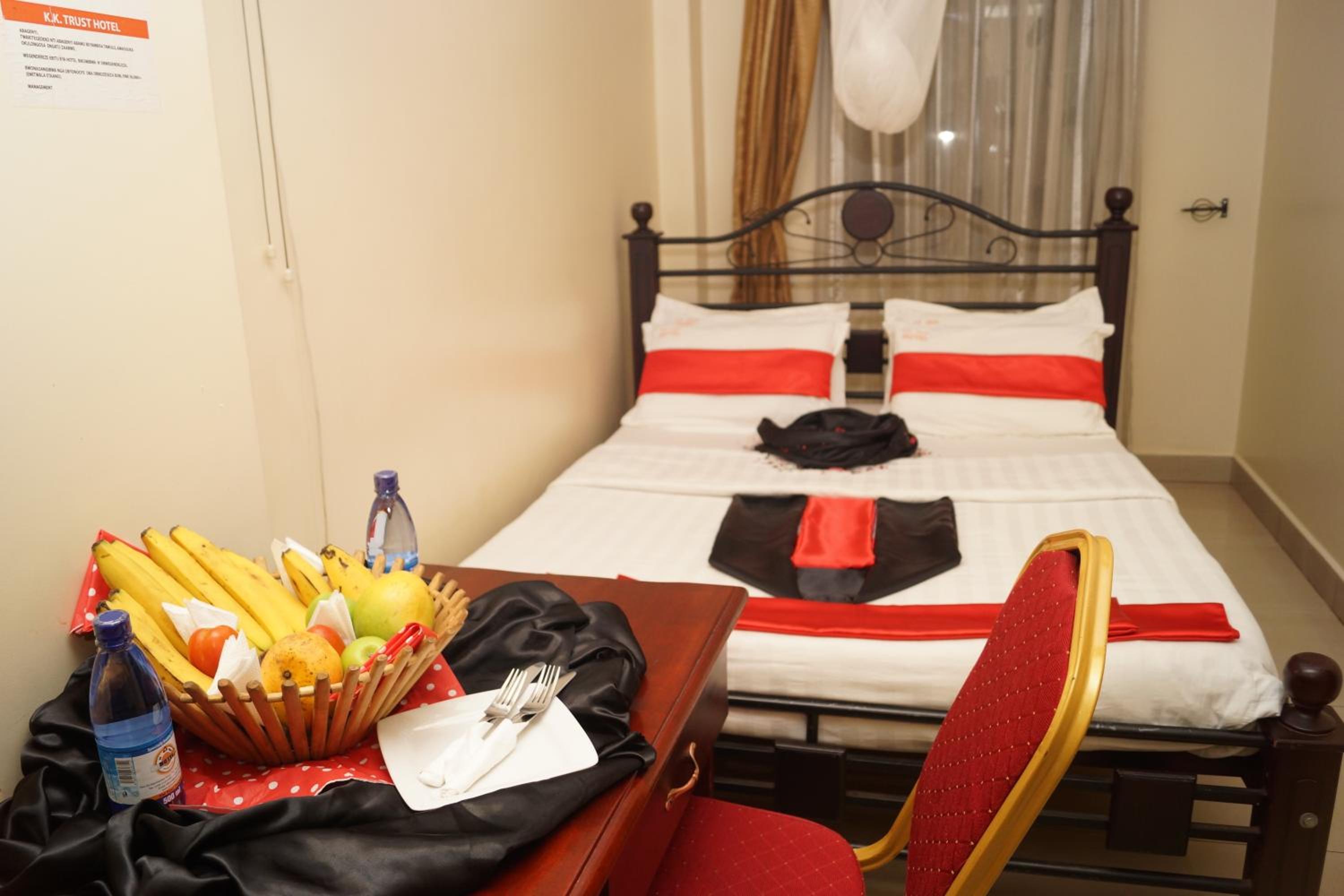 Deluxe Double Room With Shower