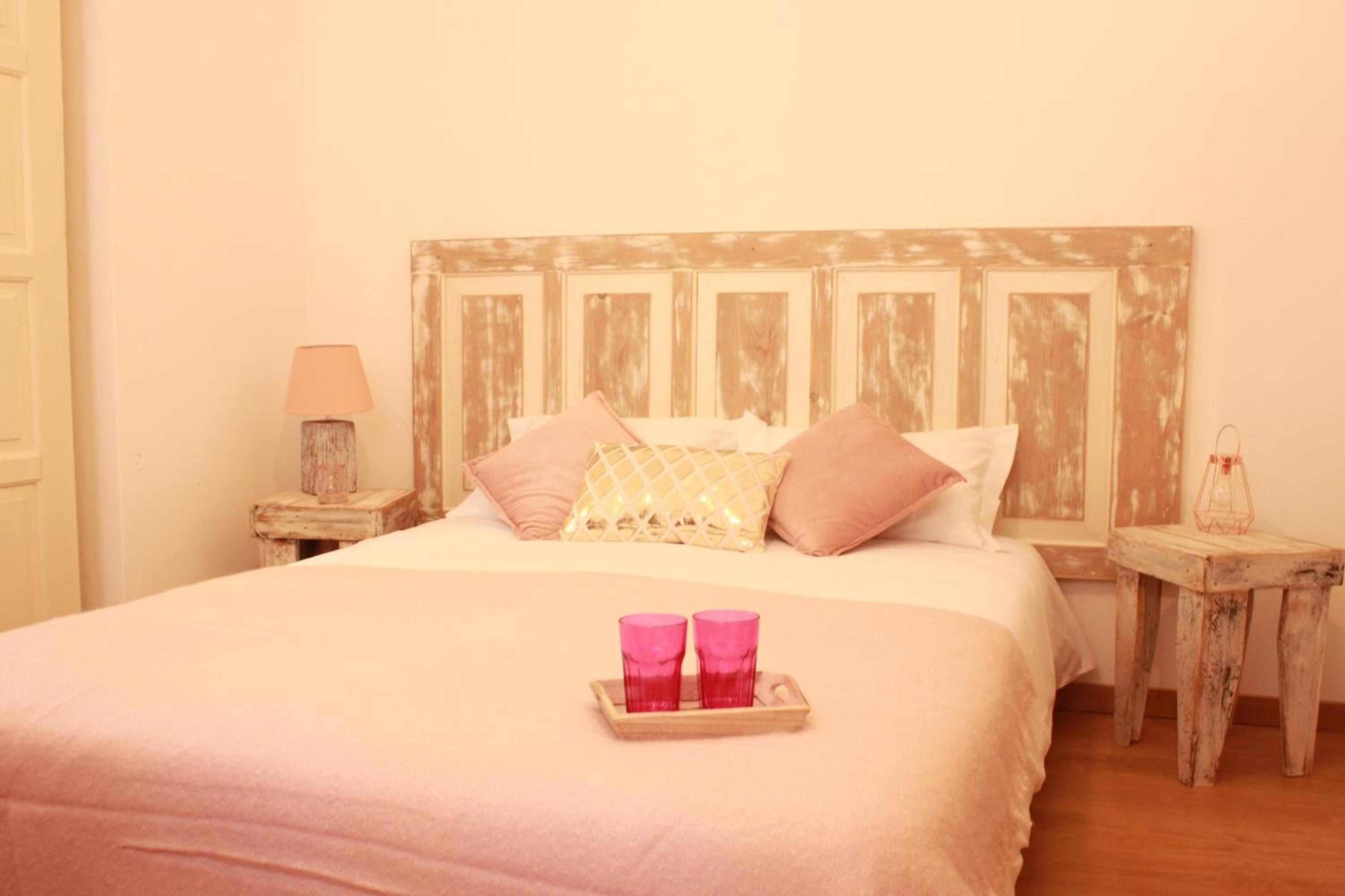 Double Room with Private Bathroom photo 1