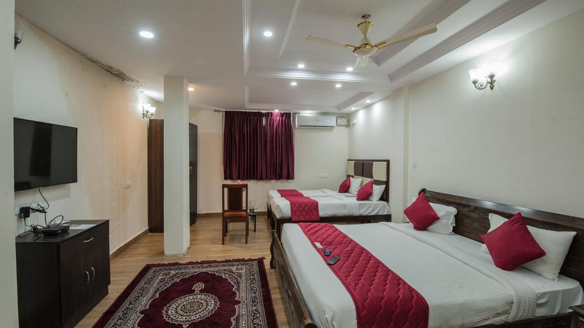 Luxury Quadruple Room