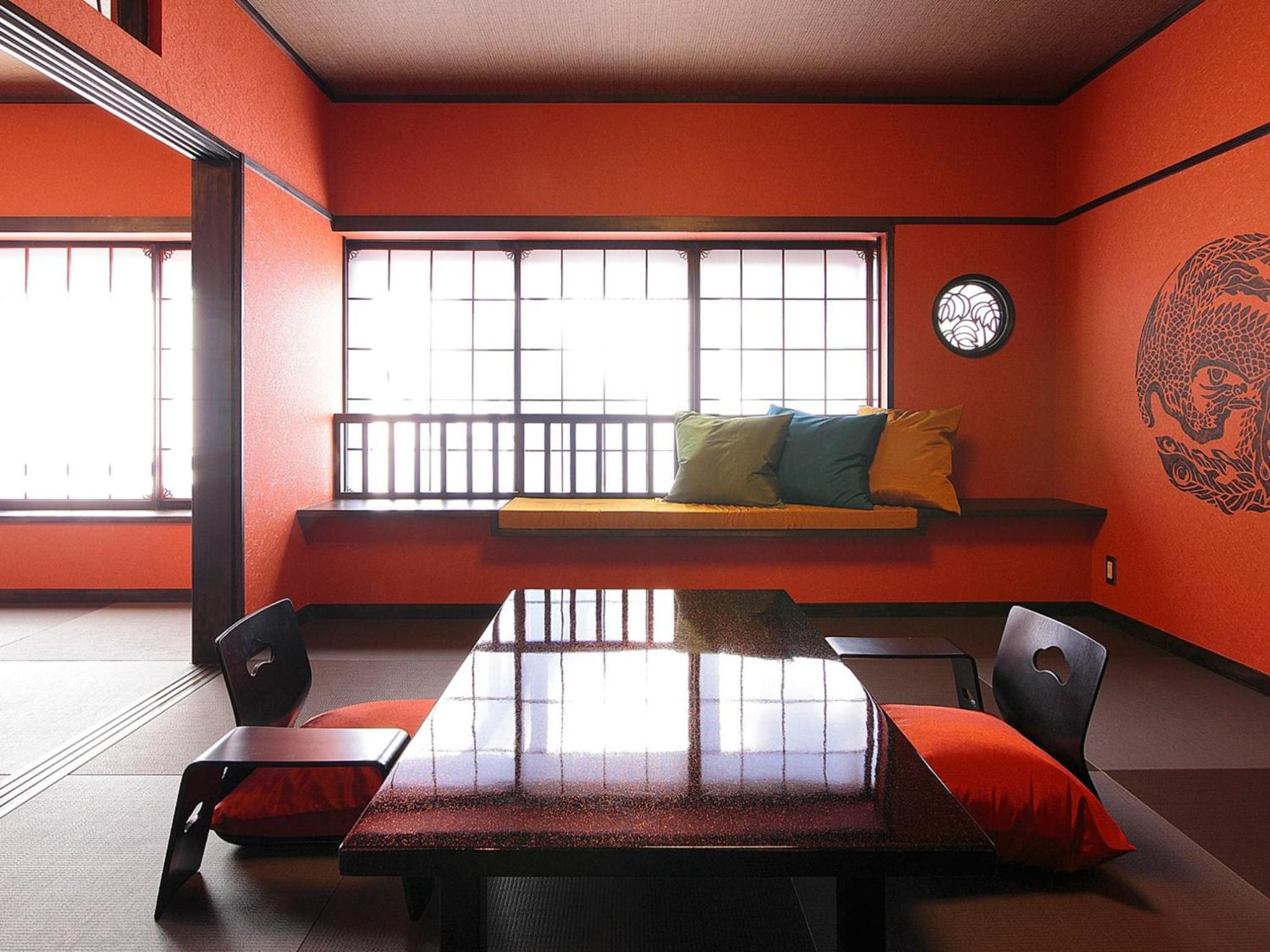 Japanese-Style Room
