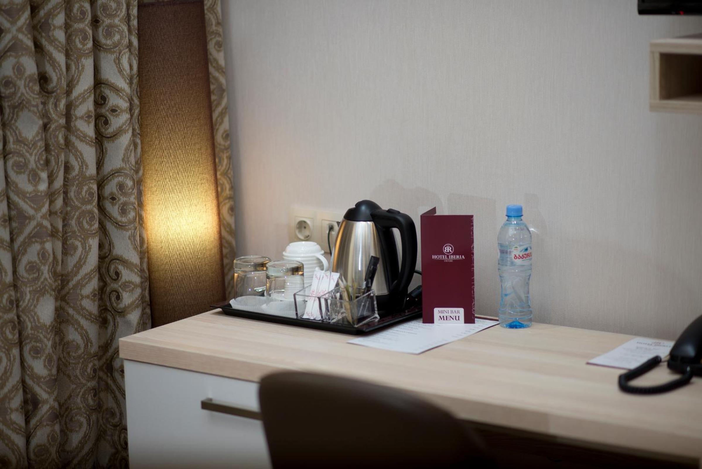 Double or Twin Room with Balcony photo 2