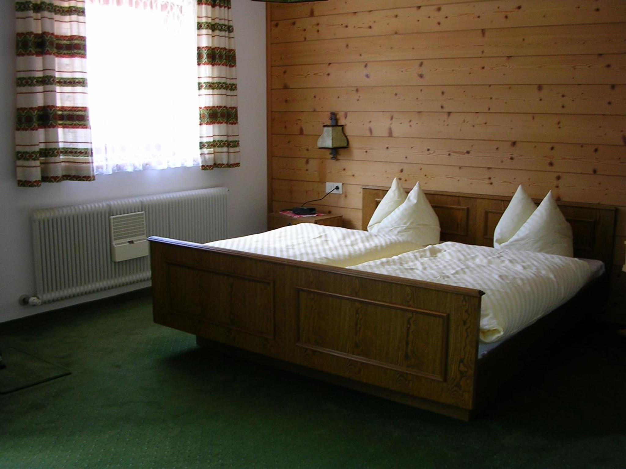 Double Room with Private Bathroom photo 1