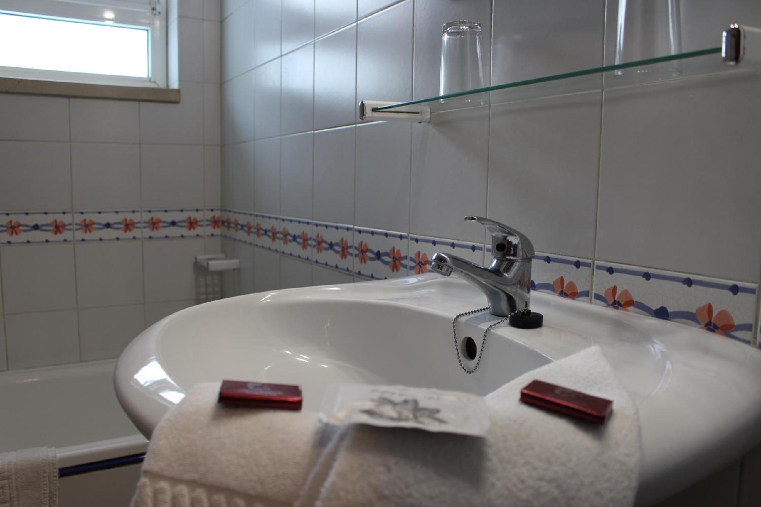 Double Room - Photo 4