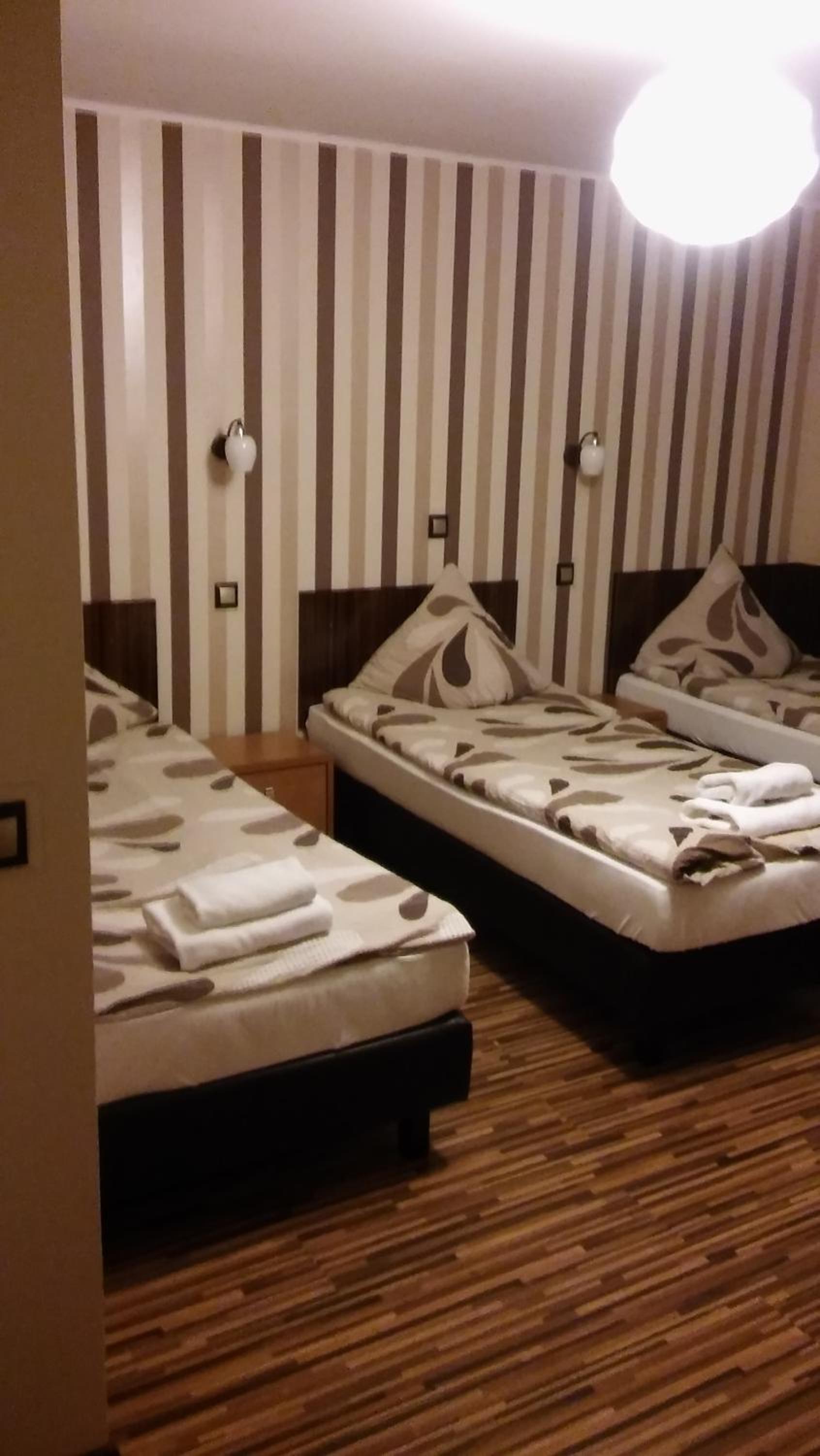 Triple Room - Photo 1