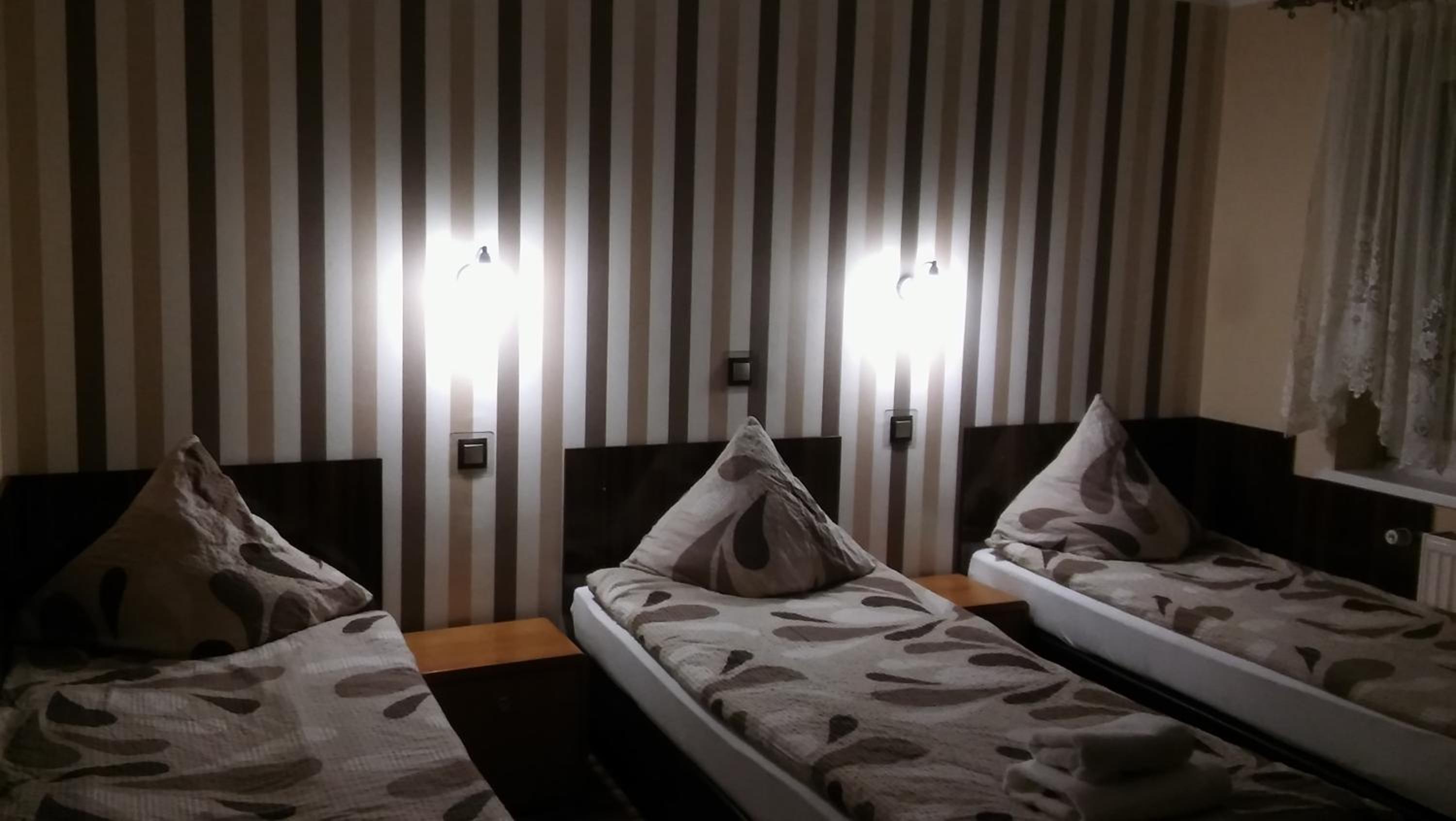Triple Room - Photo 2