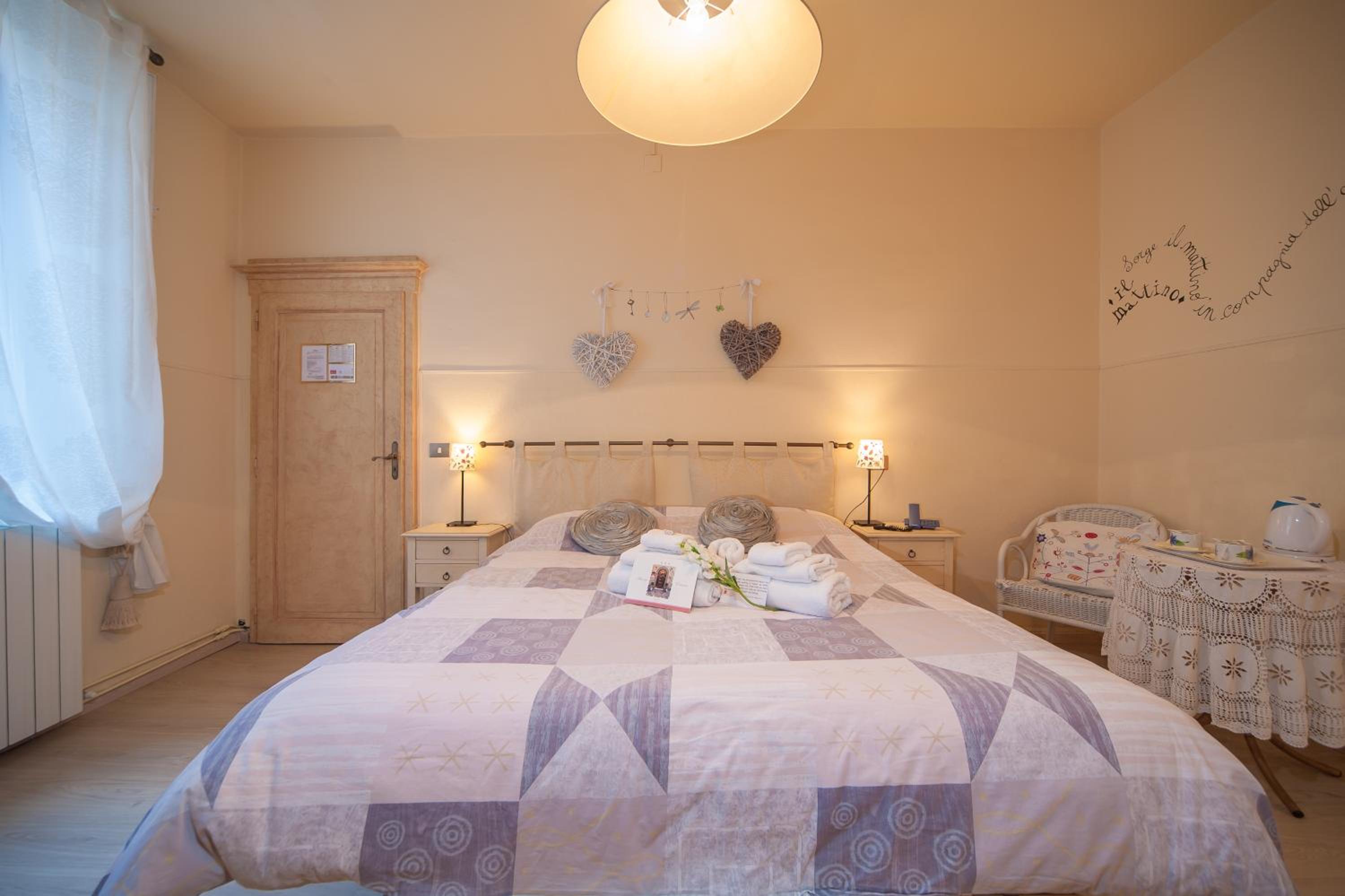 Standard Double Or Twin Room - Photo 10