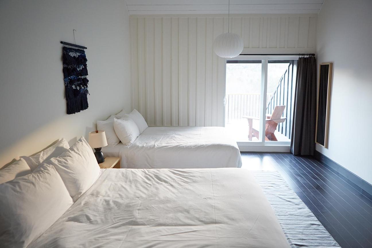 Deluxe Queen Room with Two Queen Beds