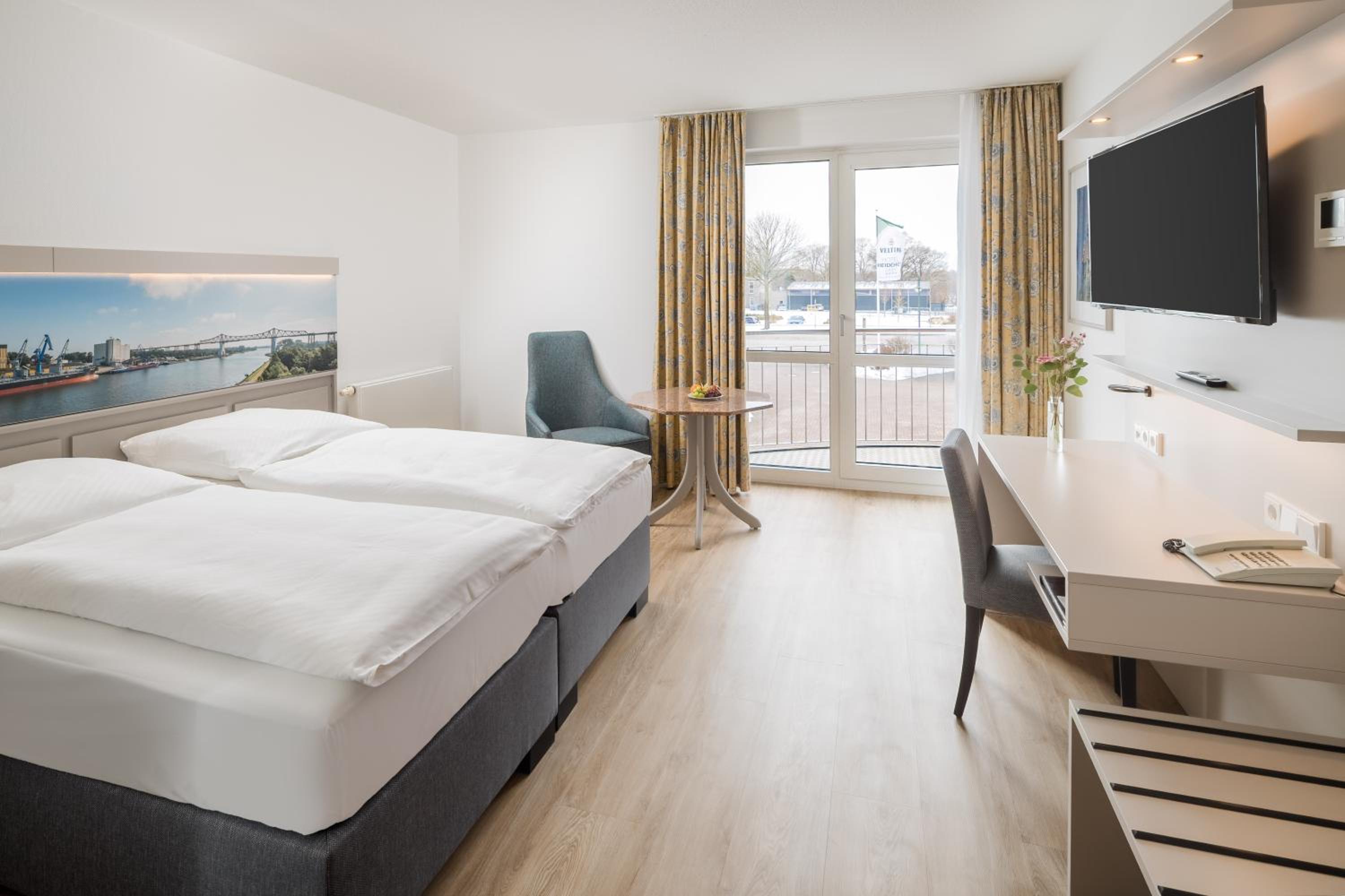 Economy Double Room photo 2