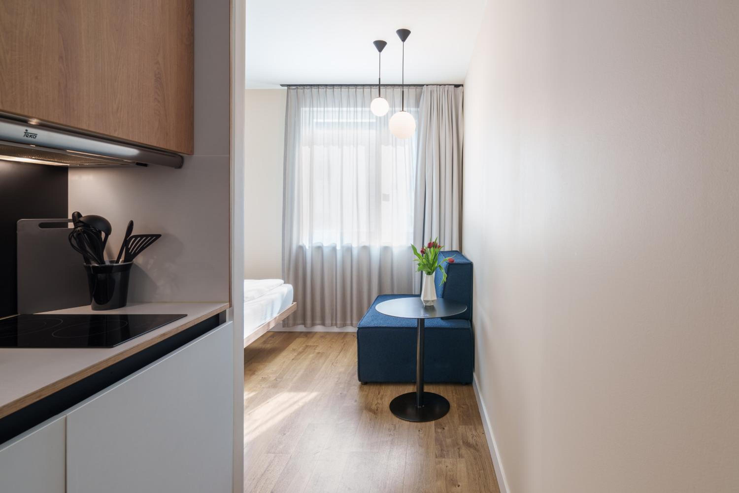 Family Apartment - Two Connecting Studios photo 2