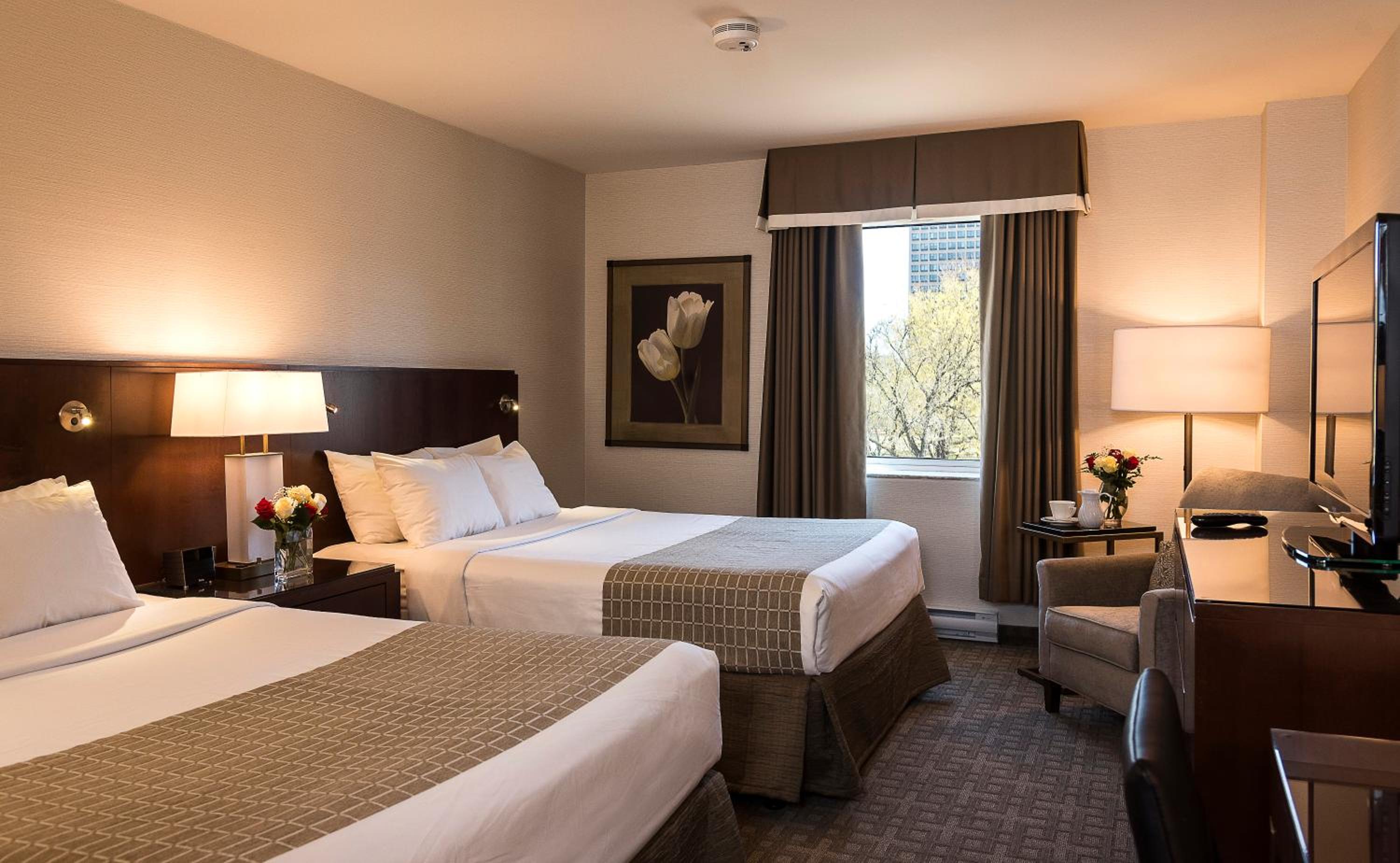 Classic Room with Two Queen Beds