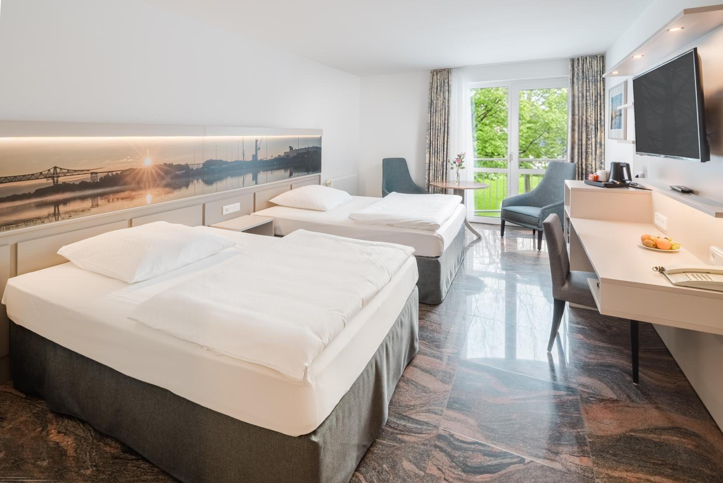 Deluxe Double Room photo 2