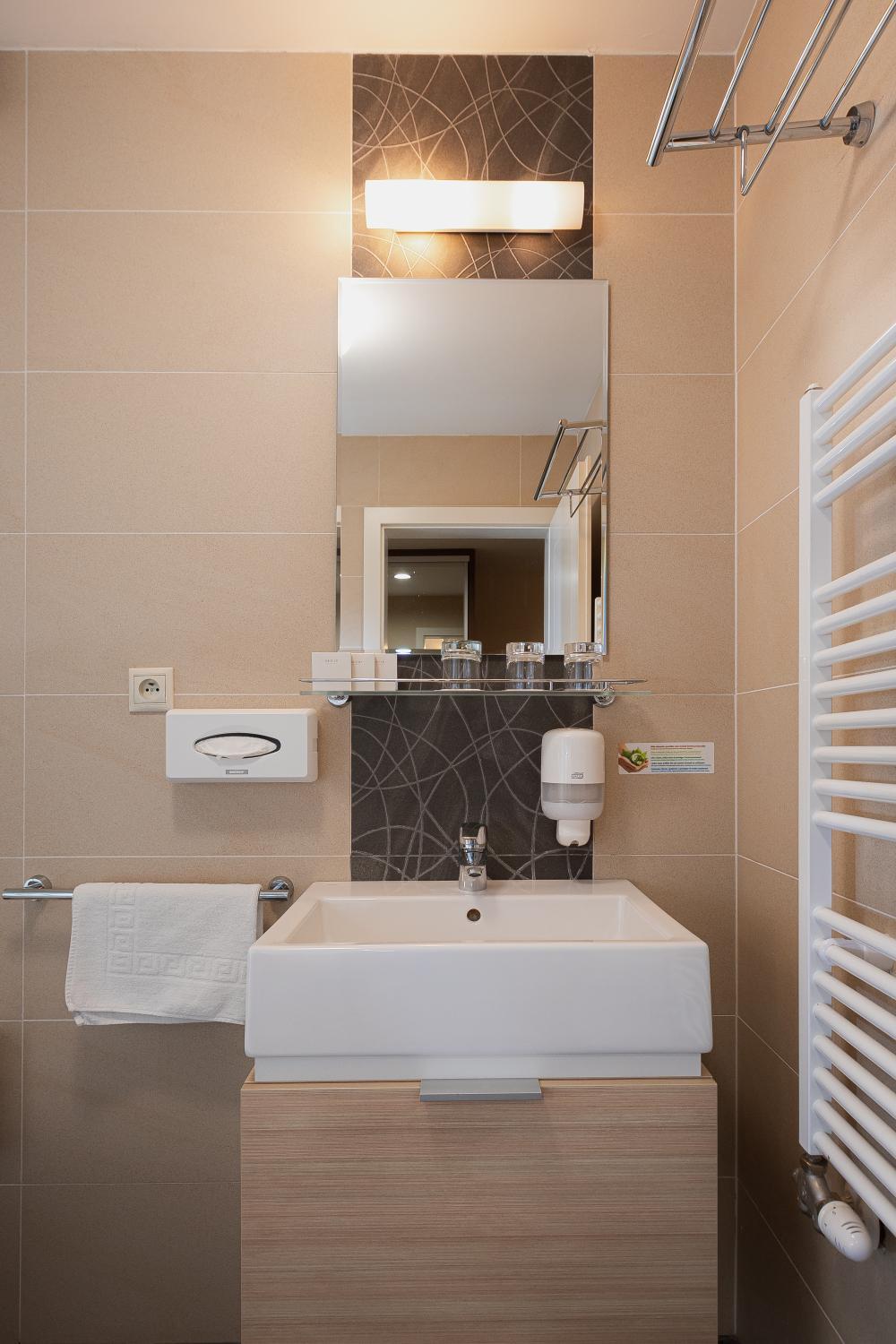 Triple Room with Balcony photo 2