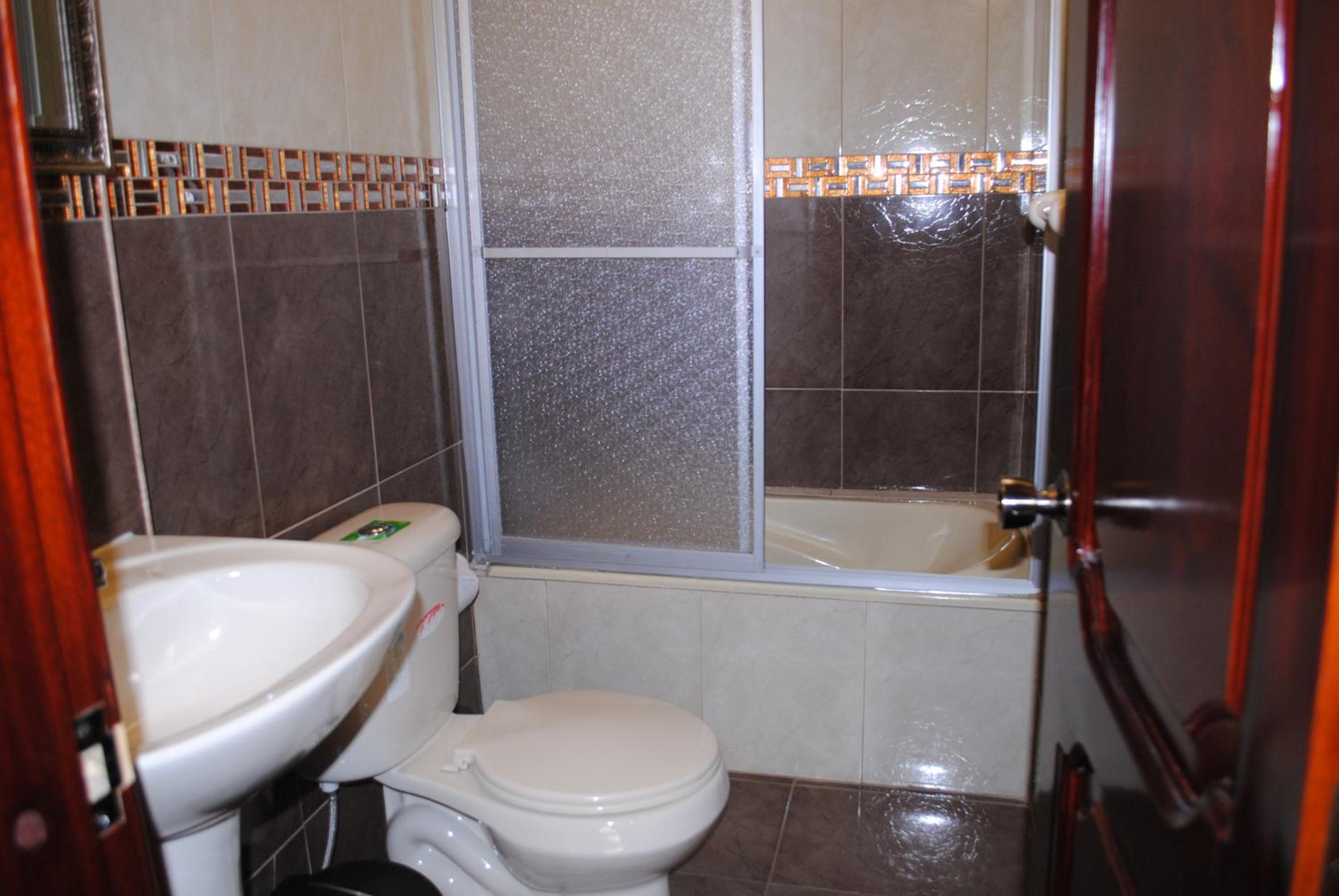 Suite photo 1