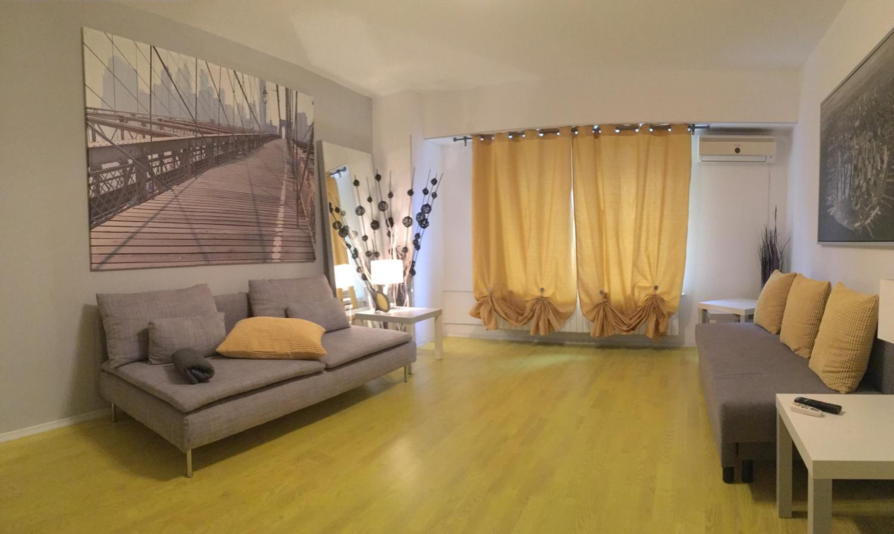 Two-Bedroom Apartment - Photo 23
