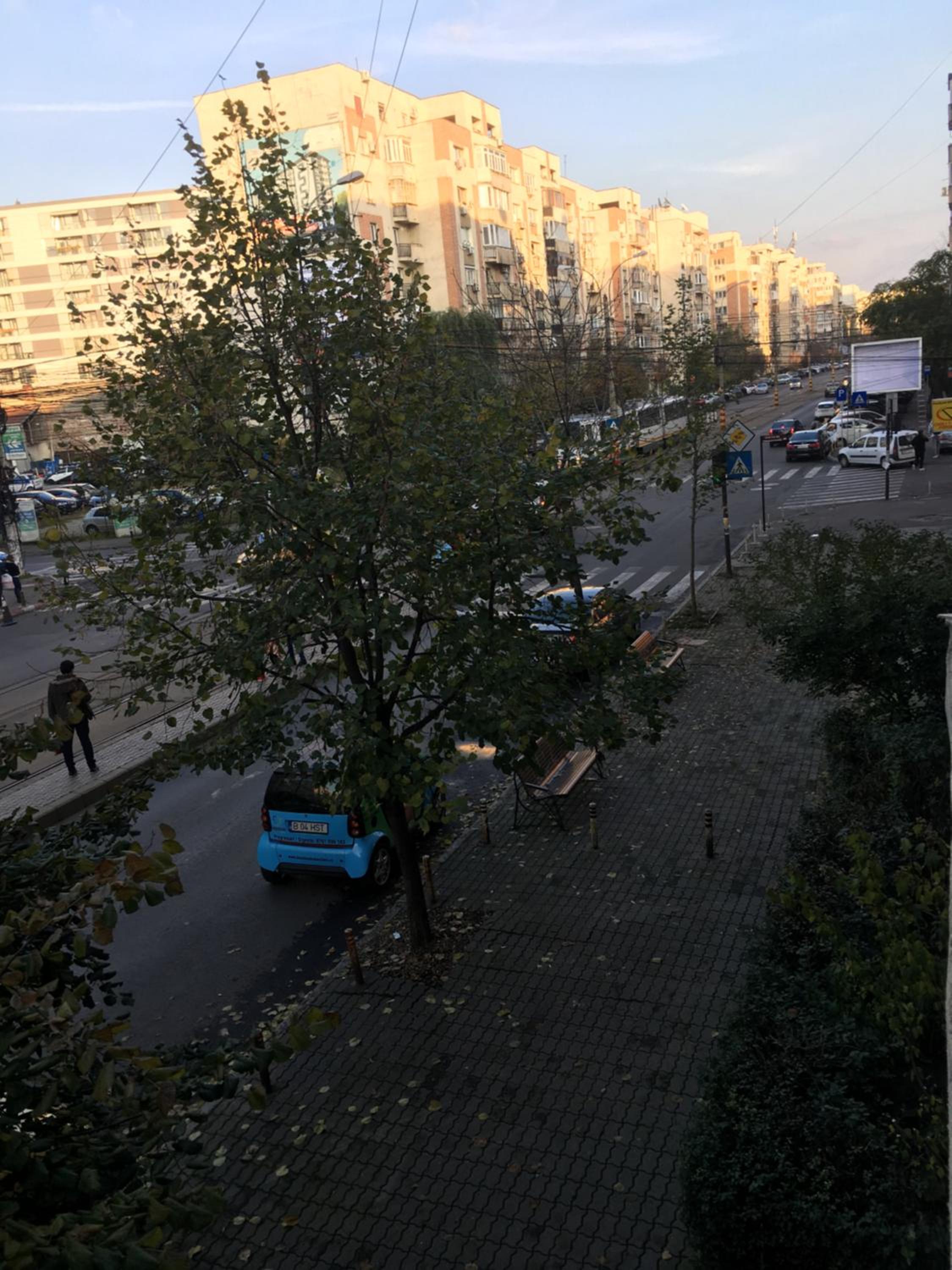 Apartment with Terrace - Photo 26