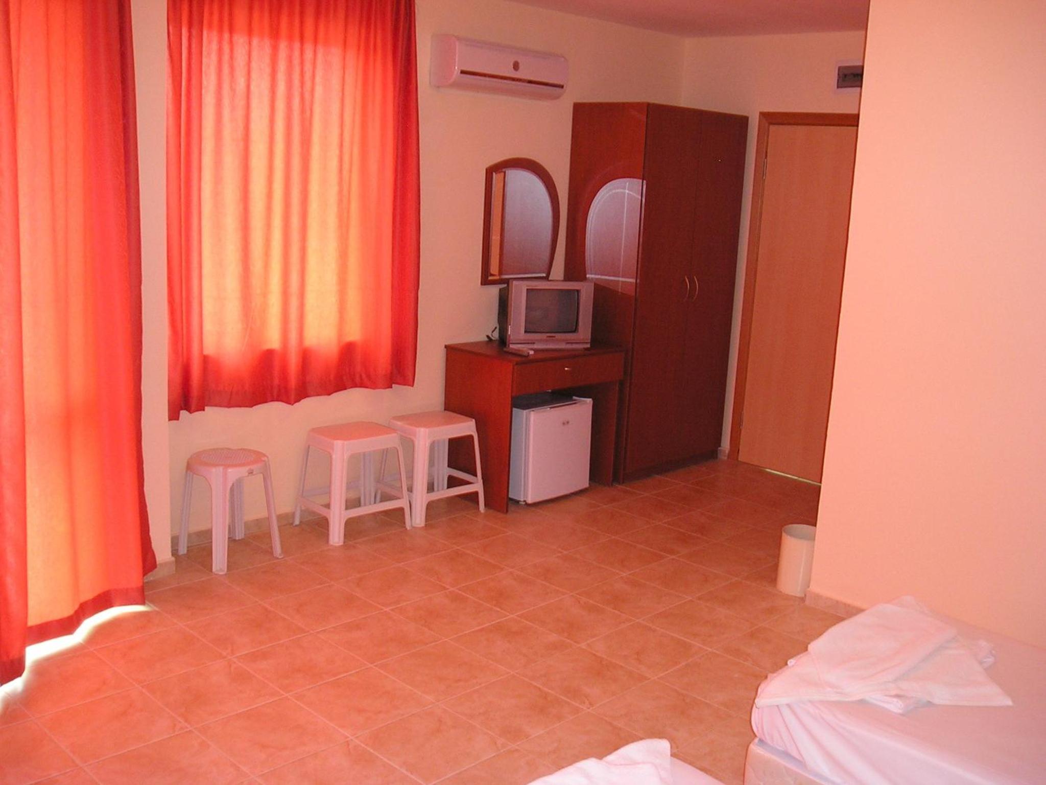 Triple Room with Balcony photo 3