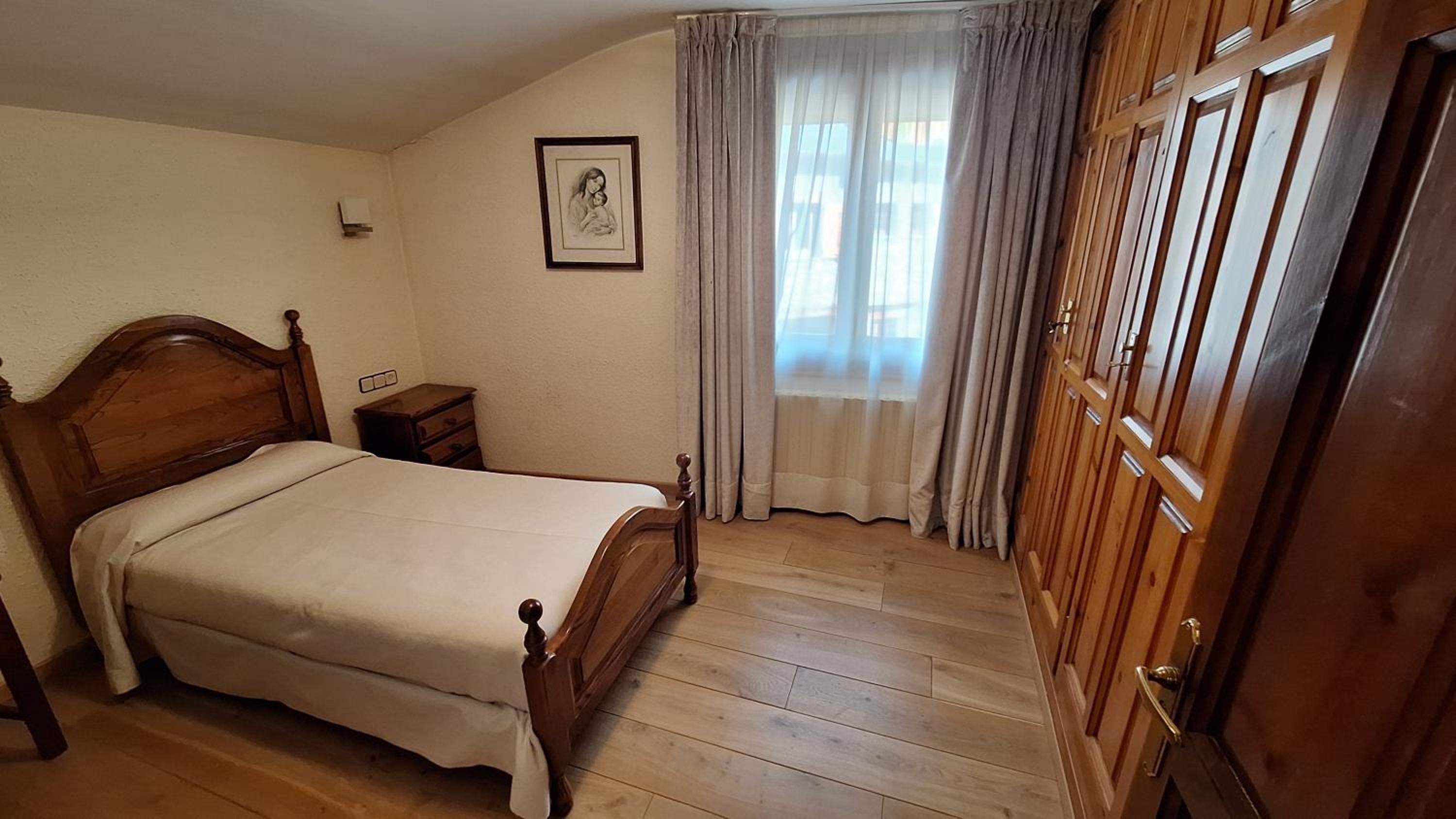 Comfort Triple Room