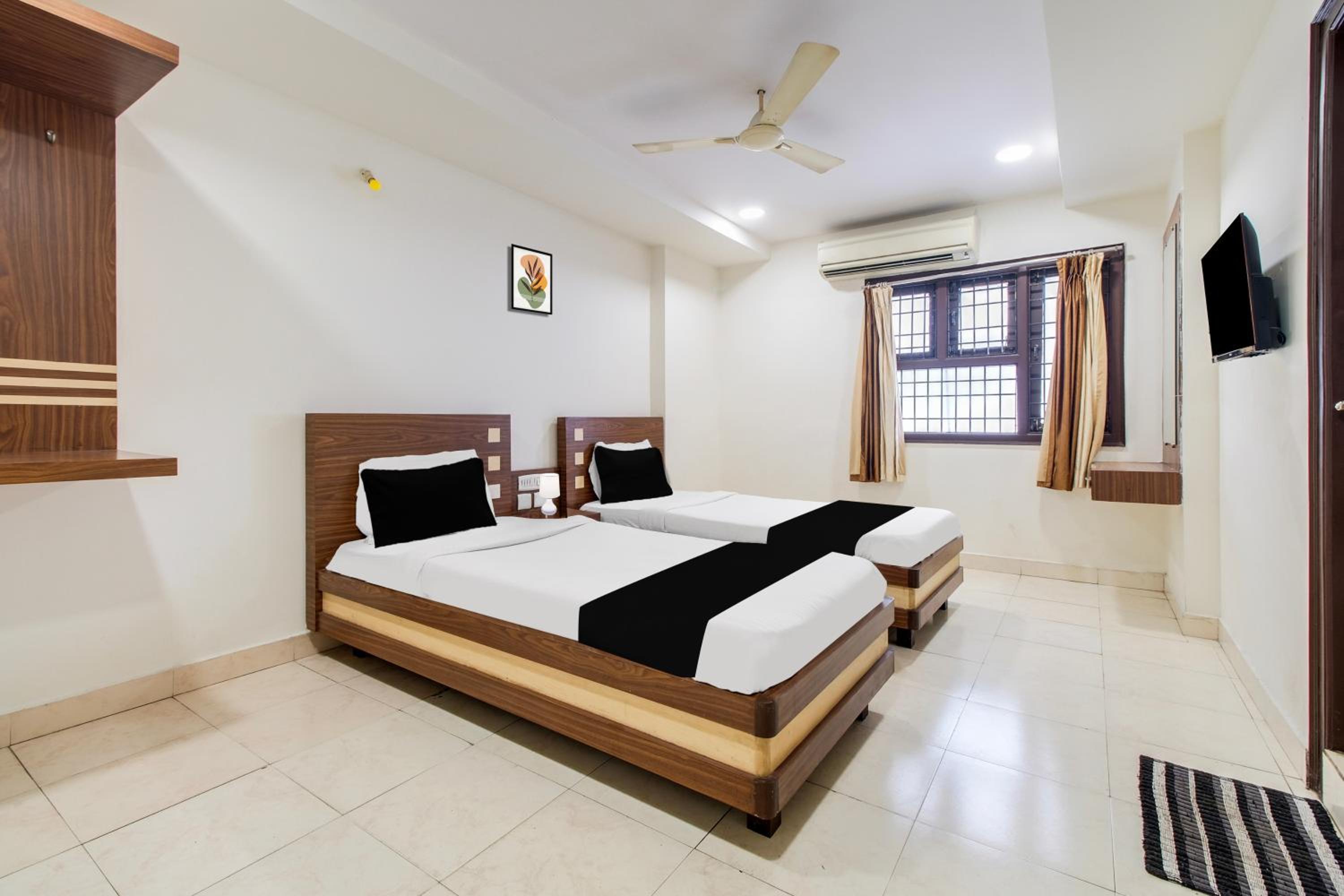 Deluxe Double Room photo 3