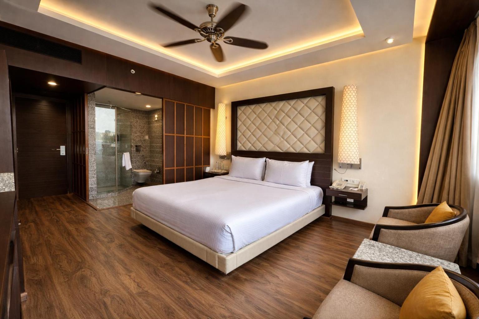 Premier Room King Bed River View Premier Room King Bed River View