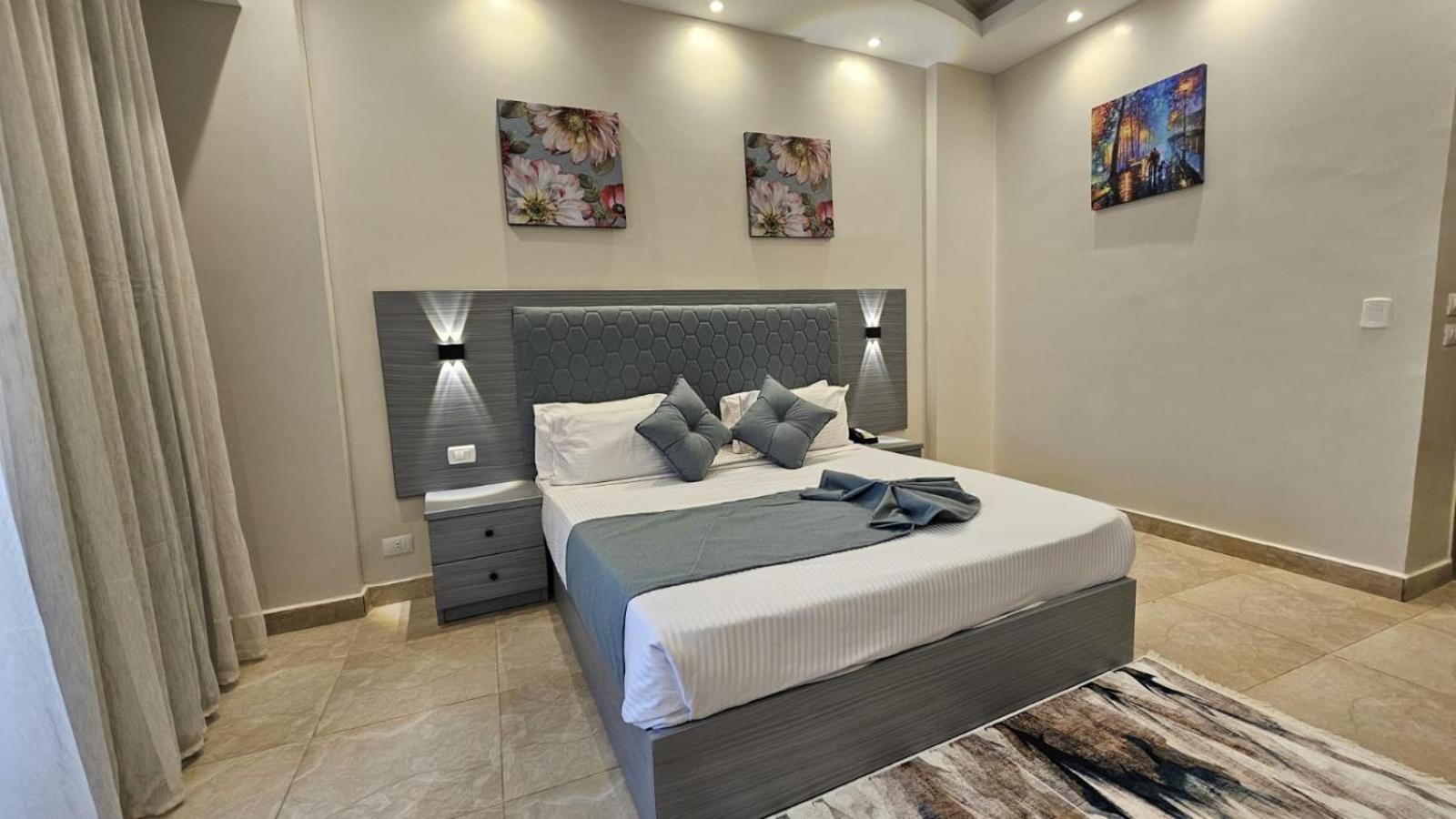 Double Room with Pool View photo 2